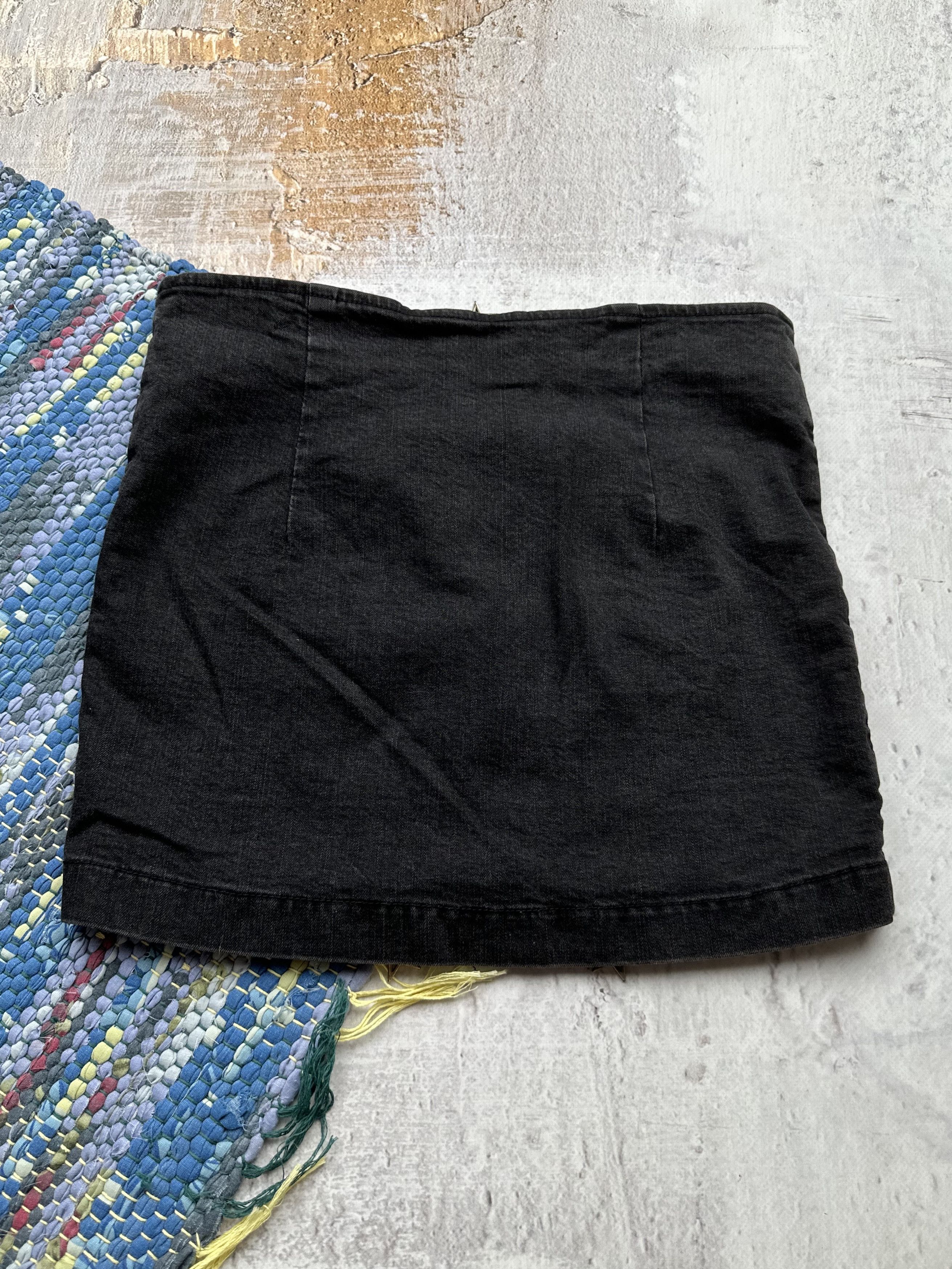 Japanese Brand Vintage Mini Skirt With Many Zipped A64 (66) Size 27" / US 4 / IT 40 - 2 Thumbnail