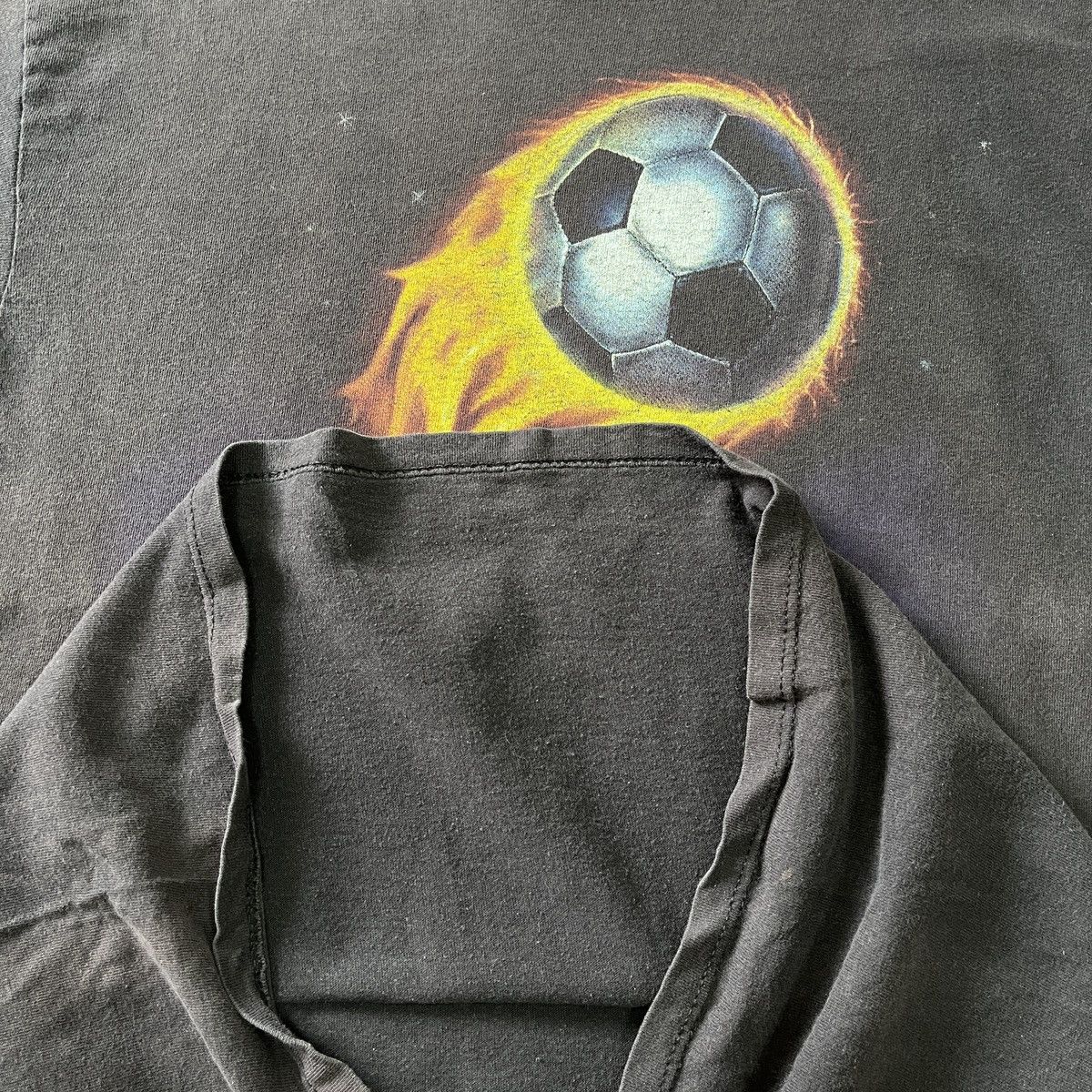 Reebok Vintage 1990s Reebok Soccer Field TShirt Size US M / EU 48-50 / 2 - 16 Thumbnail