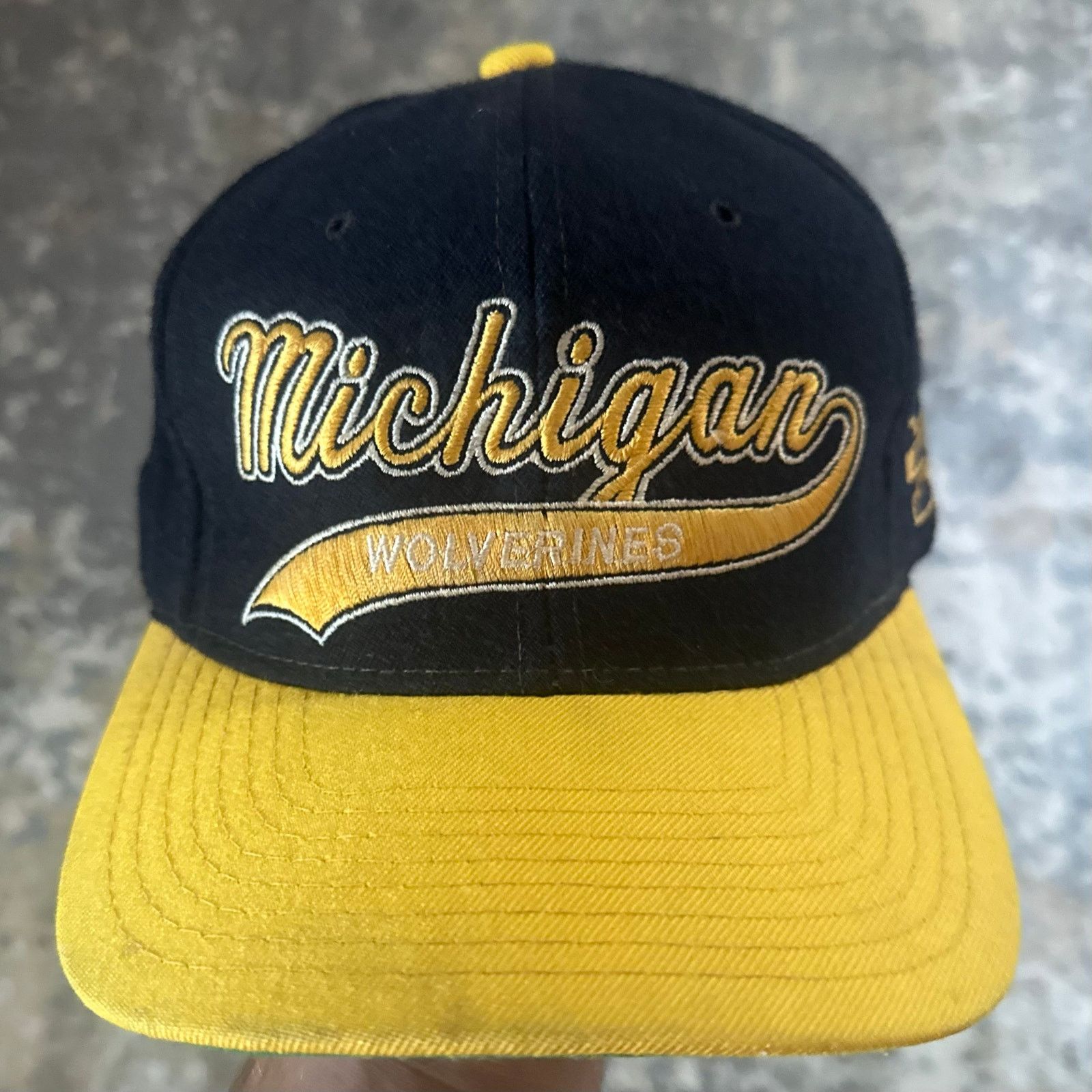 Starter 90s NCAA Michigan Wolverines Starter Script Wool Snapback Size ONE SIZE - 1 Thumbnail