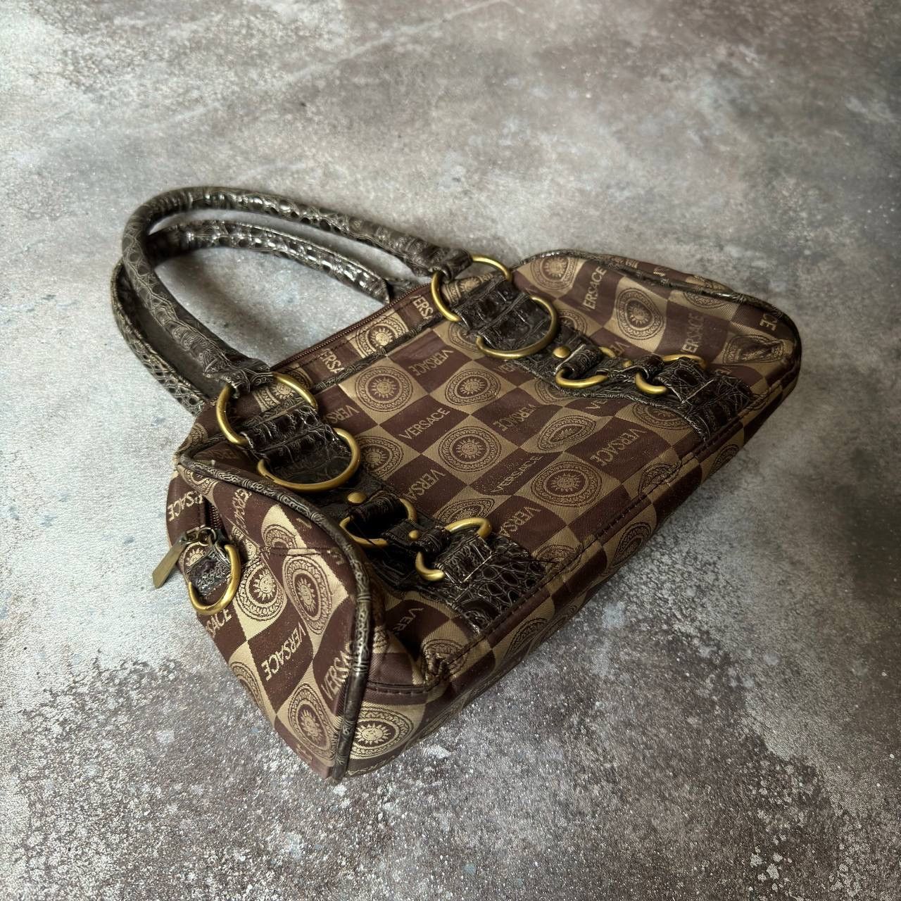 20471120 Amazing Vintage Monogram Y2K Handle Bag (like Versace) Size ONE SIZE - 4 Thumbnail