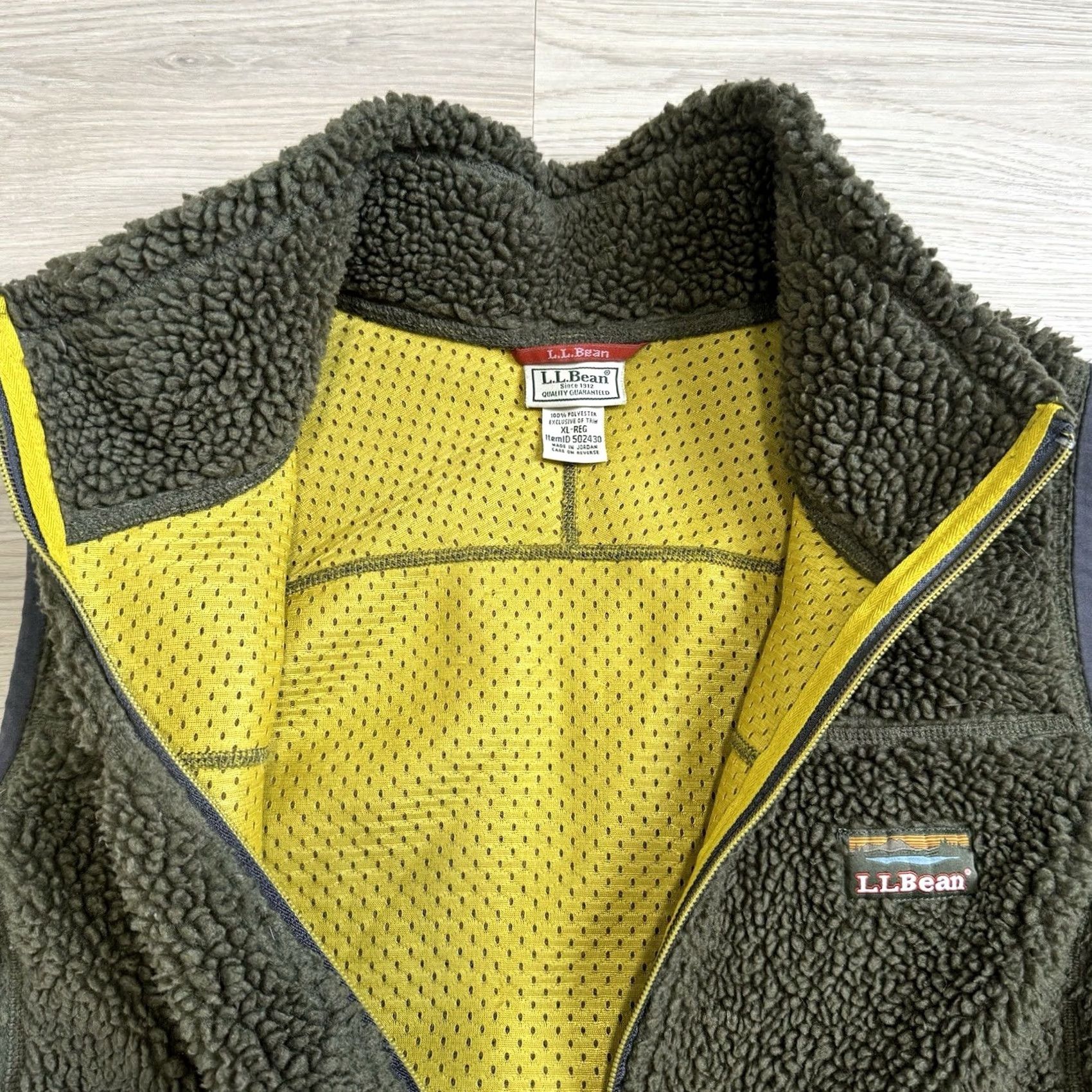 Vintage VINTAGE L.L. Bean Women’s Vest Fleece Deep Pile Olive Green Yellow Accents XL Vest Women Green Winter Fall Spring Summer Size XL / US 12-14 / IT 48-50 - 4 Thumbnail