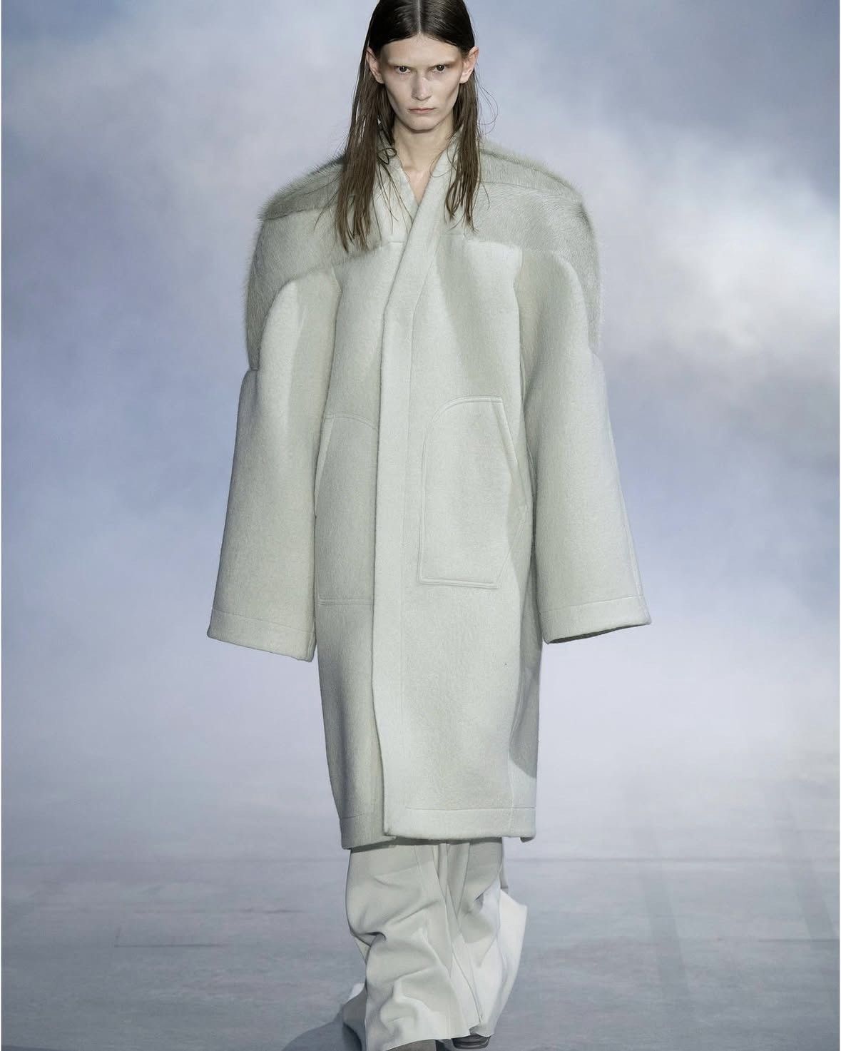 Rick Owens Rick Owens Girdered Dagger Coat, FW2022 Size US M / EU 48-50 / 2 - 1 Thumbnail