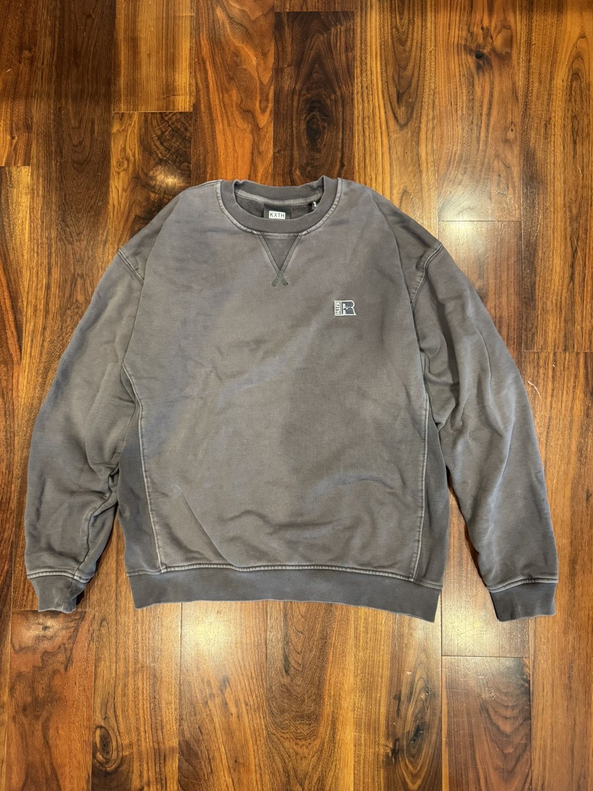 Kith × Russell Athletic KITH & RUSSELL ATHLETIC FOR CUNY