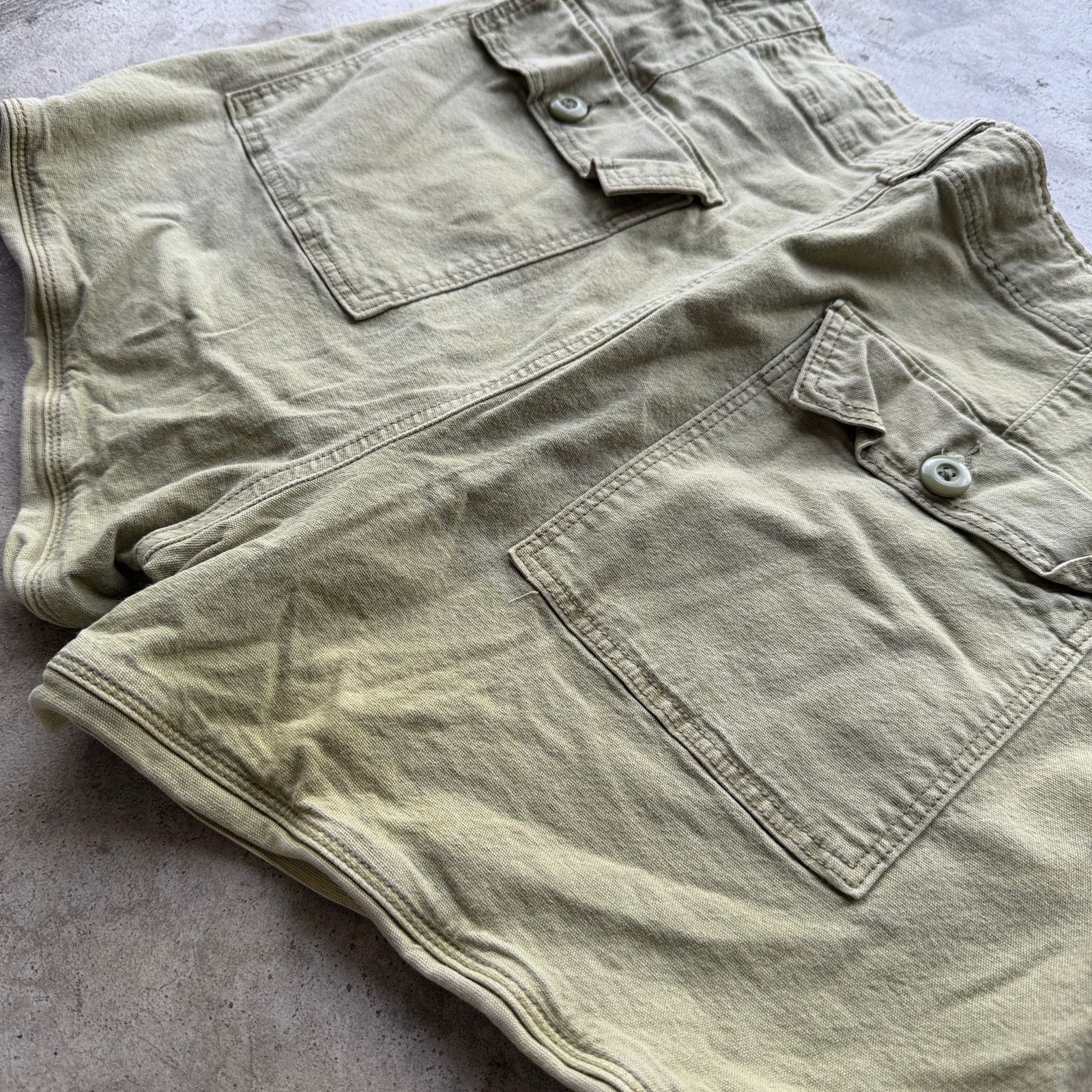 American Eagle Outfitters Vintage Y2K American Eagle Canvas Cargo Shorts Women’s 12 Size 34" / US 12 / IT 48 - 4 Thumbnail