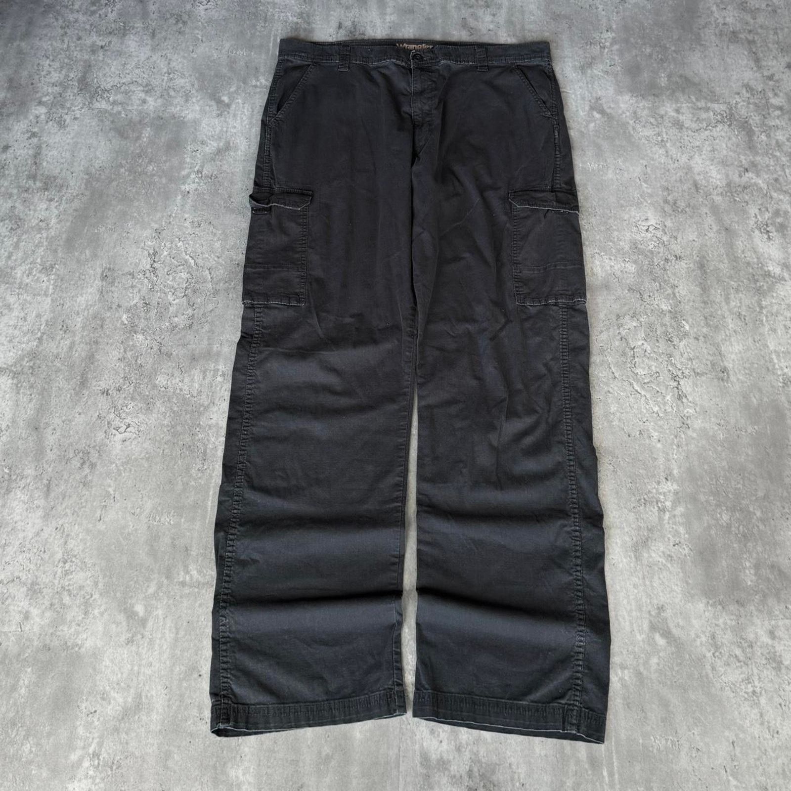 Carhartt × Vintage × Wrangler Vintage Y2K Carhartt Style Baggy Black Opium Cargo Pants Size US 38 / EU 54 - 1 Thumbnail