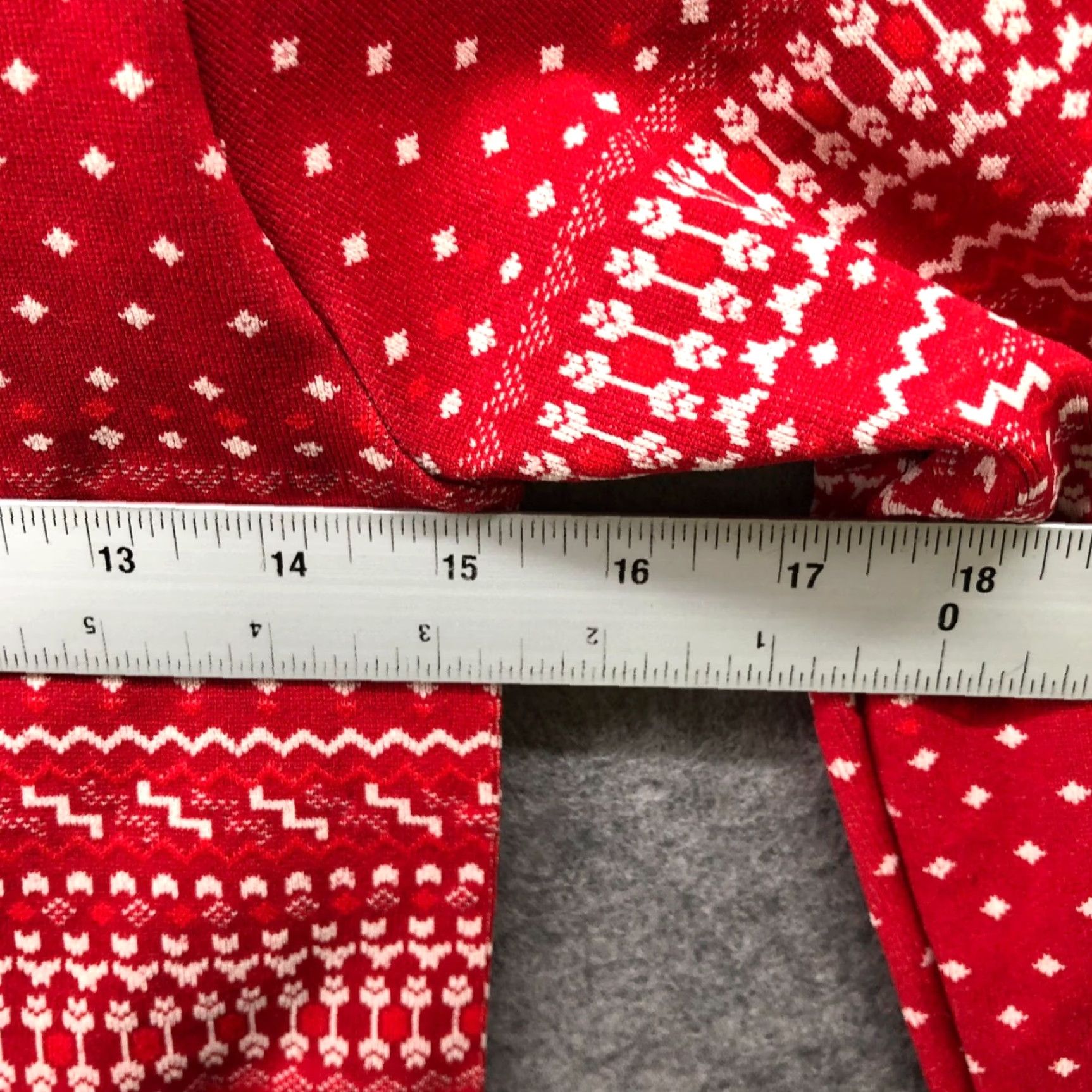 Fabletics Fabletics Cropped Seamless Christmas Holiday Fair Isle Mock Neck Womens M Red Long Sleeve Top Size M / US 6-8 / IT 42-44 - 7 Thumbnail