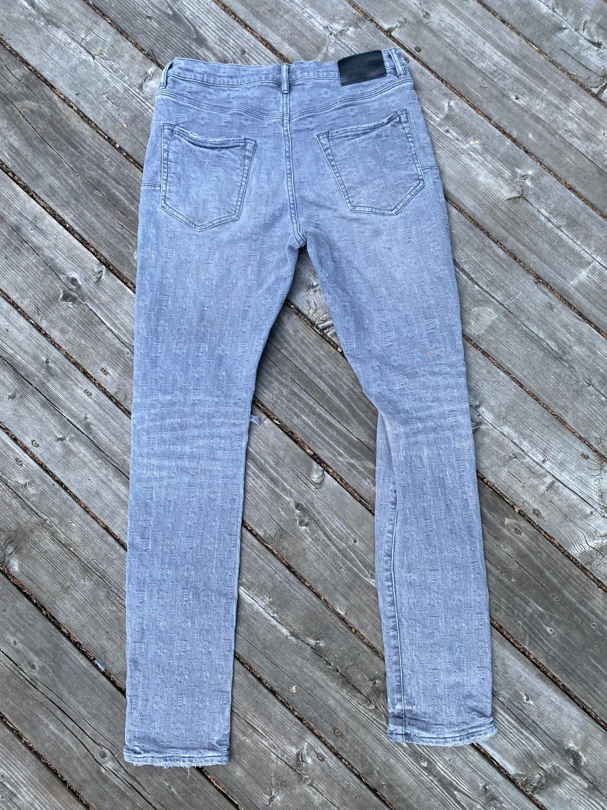 Purple Brand Purple Brand P001 Monogram Denim (Light Indigo Gray) Size 3 Size US 31 - 7 Thumbnail