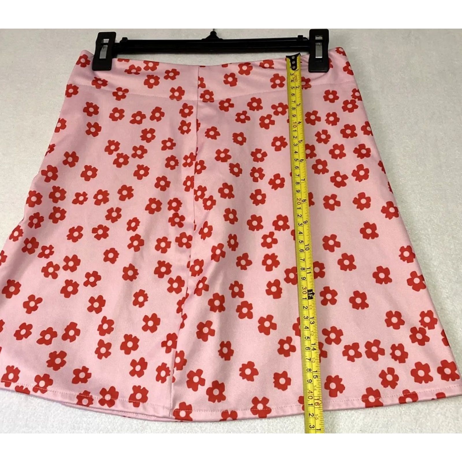 Vintage ROMWE Skirt Women S Pink Flower Mini Short Zip Spring Summer Party/Cocktail Size 28" / US 6 / IT 42 - 3 Thumbnail