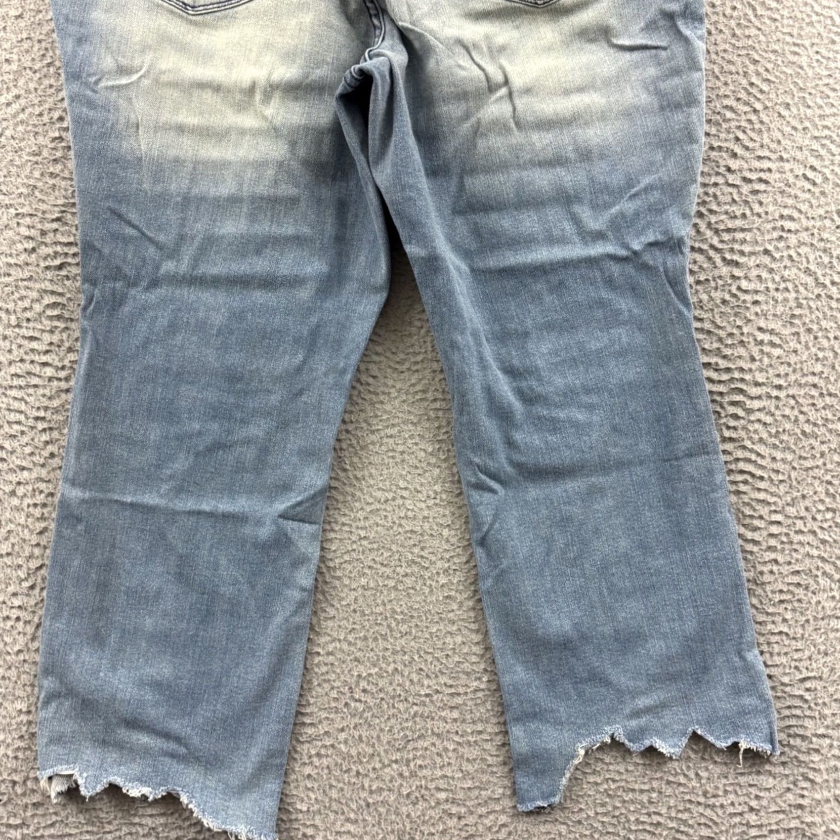 Vintage Judy Blue Jeans Womens 16 Mid Rise Straight Blue Stretch Distressed Raw Hem NWT Size 38" / US 16 / IT 52 - 7 Thumbnail