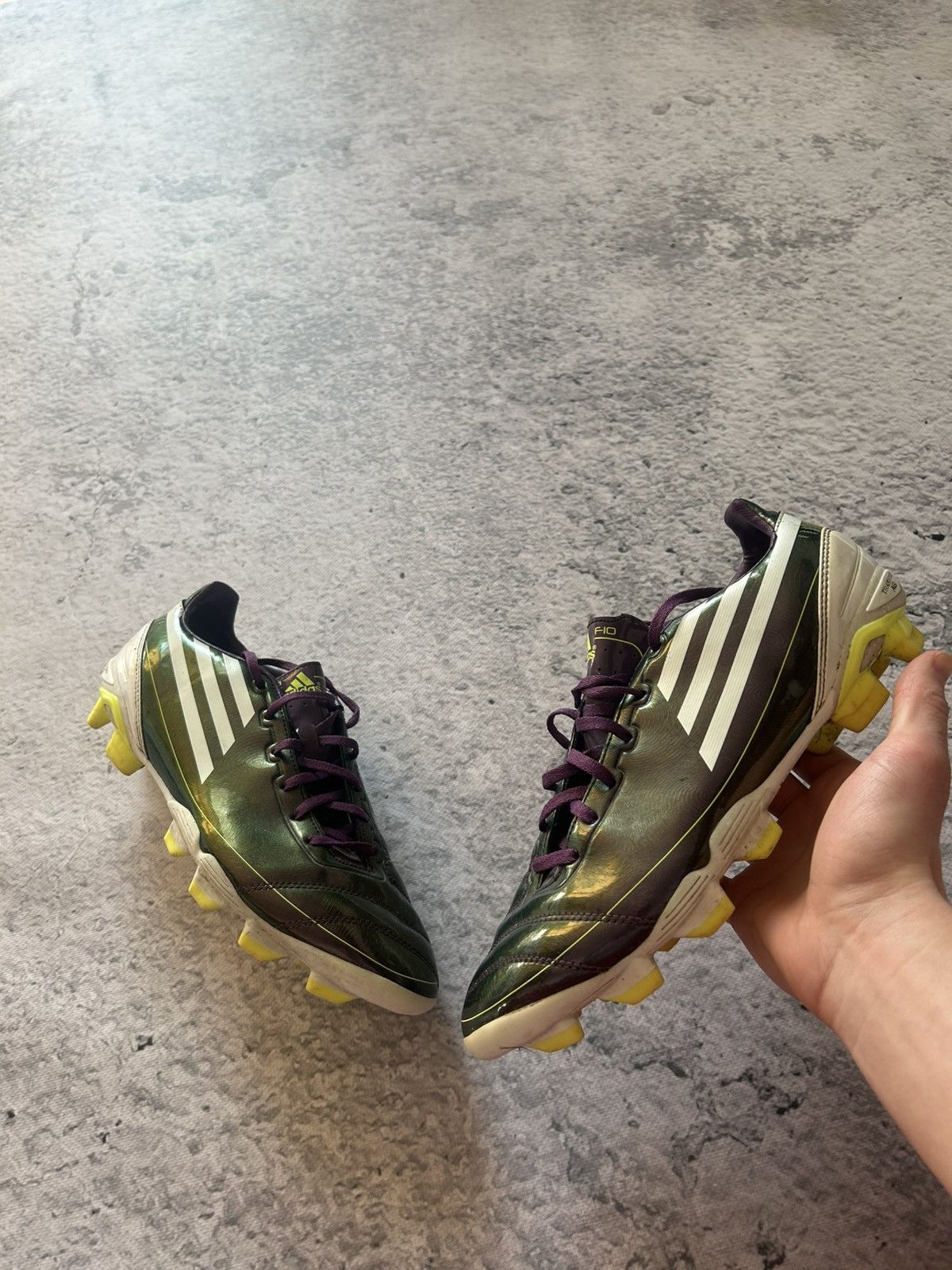 Adidas × Vintage Adidas Football Boots Mens Adizero F10TRX Size US 9 / EU 42 - 2 Thumbnail