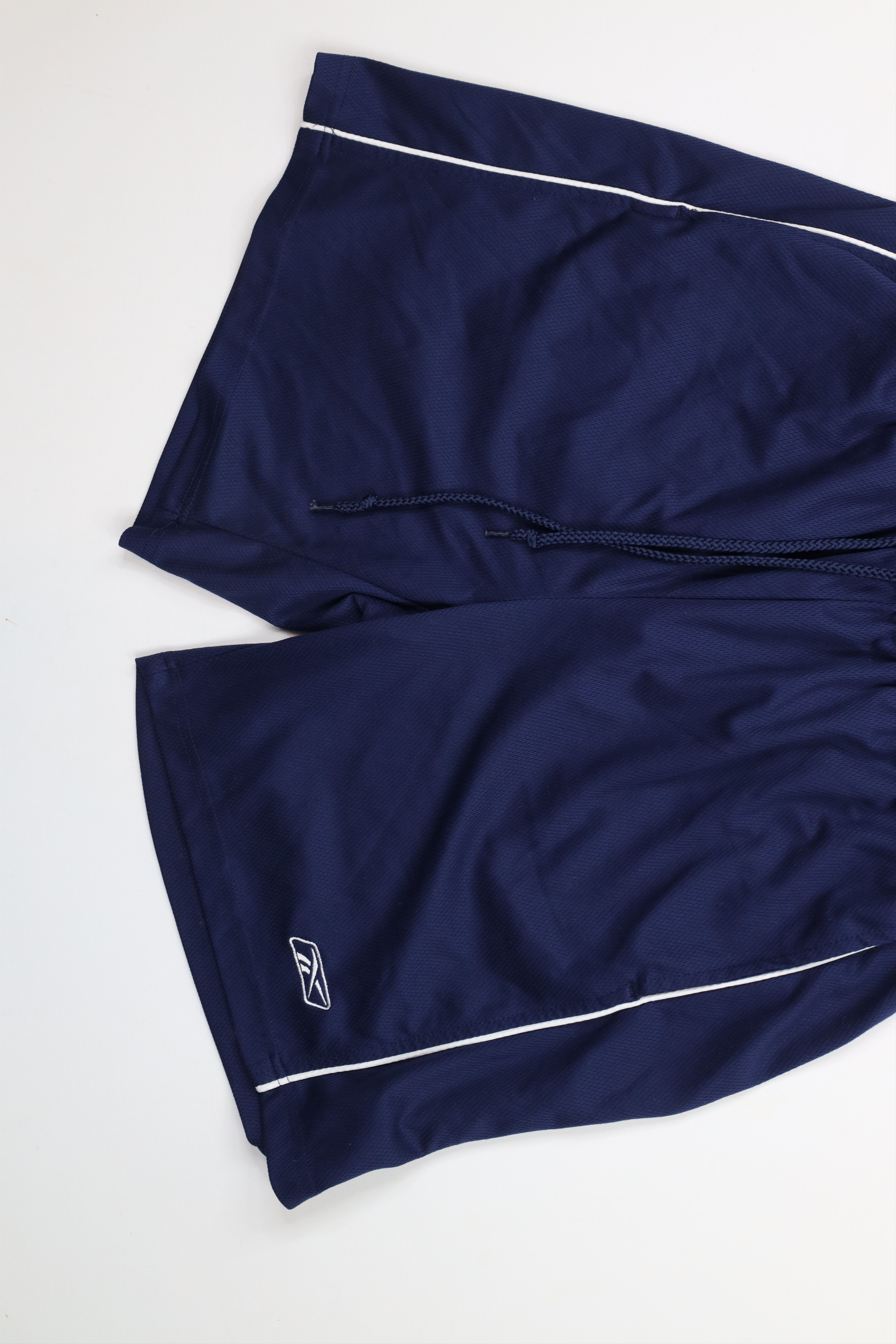 Reebok × Vintage Vintage Reebok Logo Above Knee Gym Shorts Blue Polyester Size US 32 / EU 48 - 4 Thumbnail