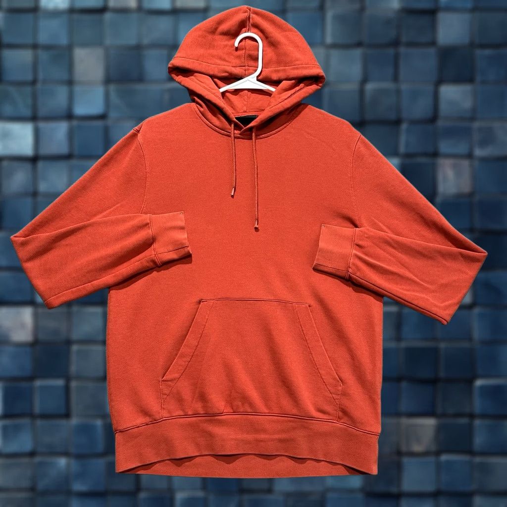 H&M H&M Hoodie Mens M Orange Pullover Hooded Regular Fit Casual Modern Comfort Knit Sweatshirt Size US M / EU 48-50 / 2 - 1 Thumbnail
