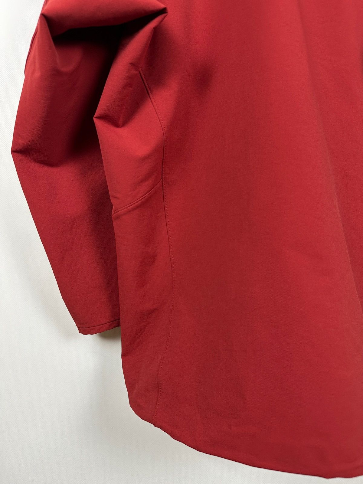 Arc'teryx Vintage Arcteryx Gamma MX Red Softshell Jacket Size US XL / EU 56 / 4 - 19 Thumbnail