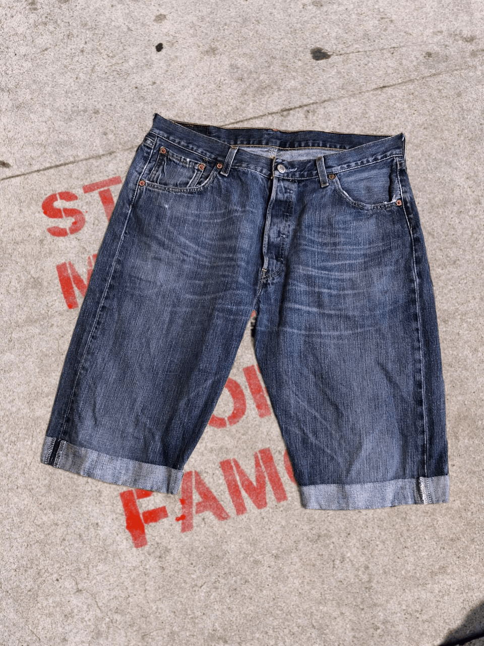 Levi's Vintage Levis Jeans Shorts Size US 36 / EU 52 - 1 Thumbnail
