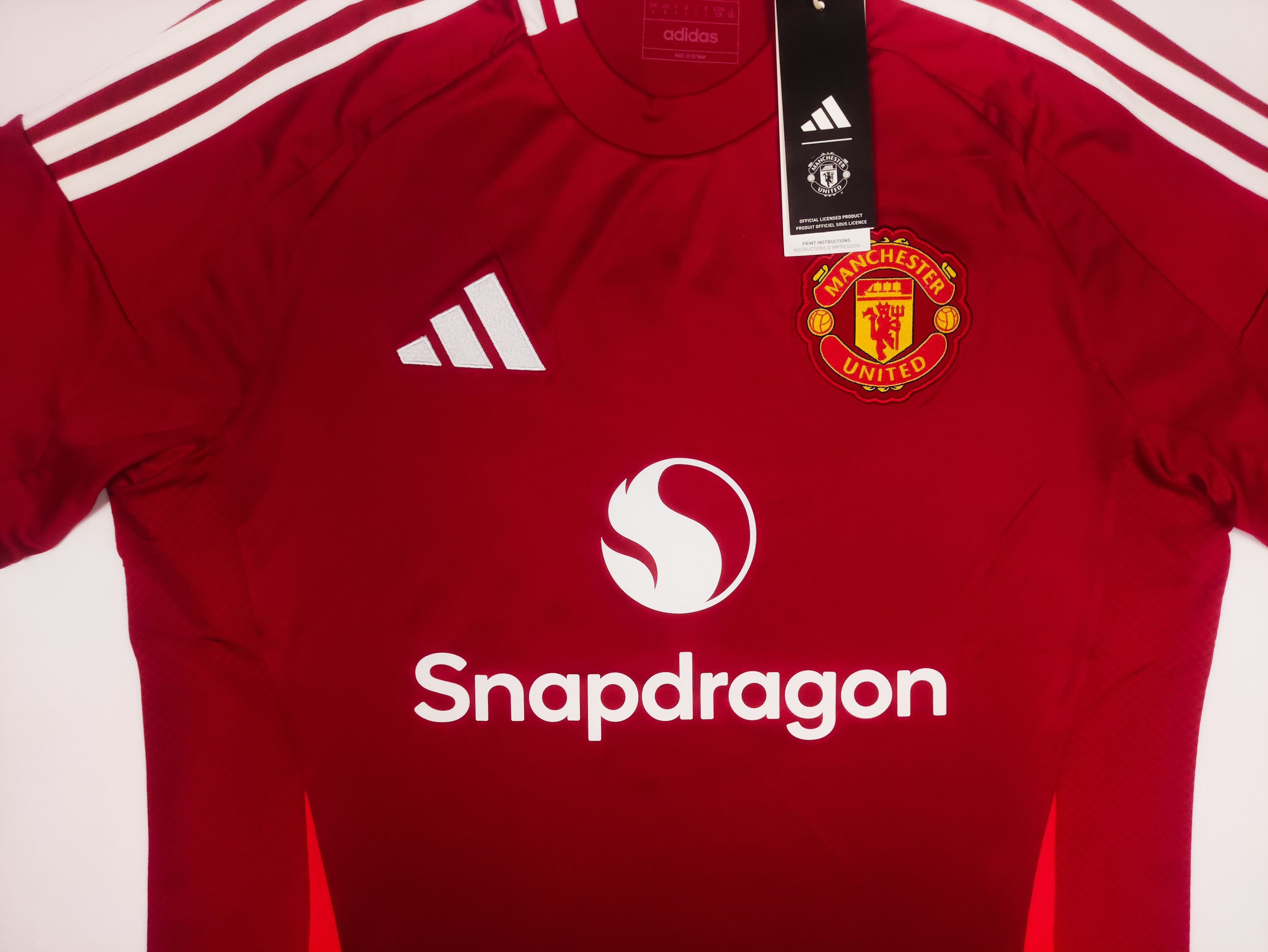 Adidas BNWT B. Fernandes #8 Manchester United 2024 2024 Adidas Home Size US L / EU 52-54 / 3 - 15 Thumbnail
