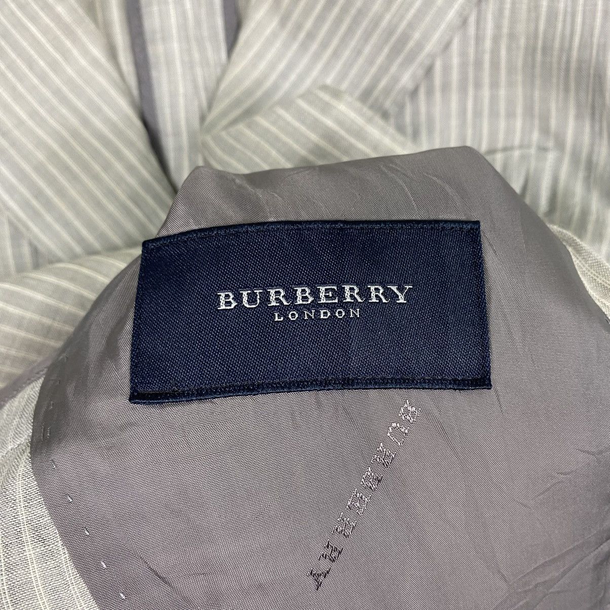 Burberry Burberry London Blazer Size US M / EU 48-50 / 2 - 10 Thumbnail