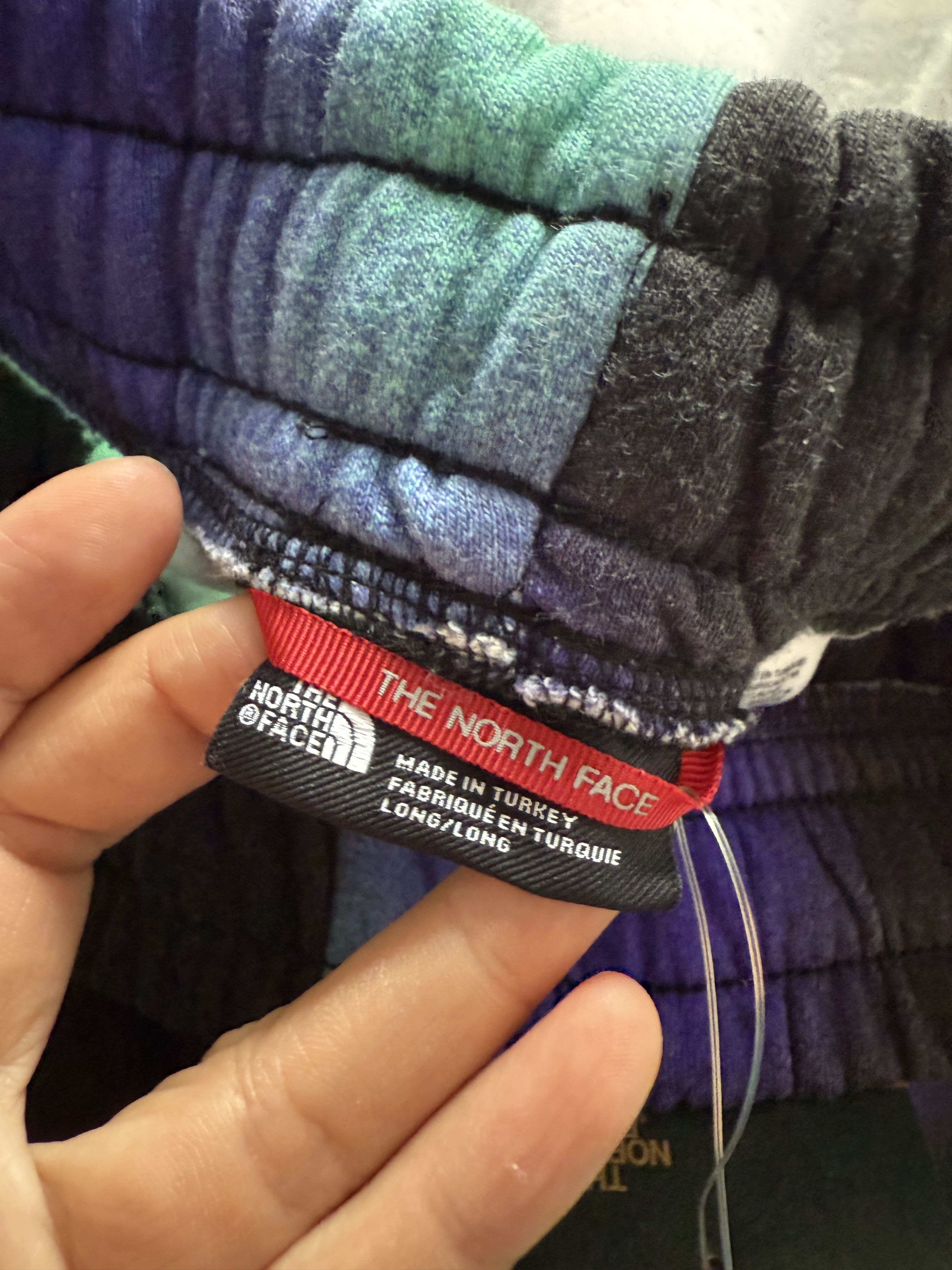 The North Face THE NORTH FACE ESSENTIAL HIGH WAIST JOGGERS PURPLE CYAN Size 28" / US 6 / IT 42 - 10 Thumbnail