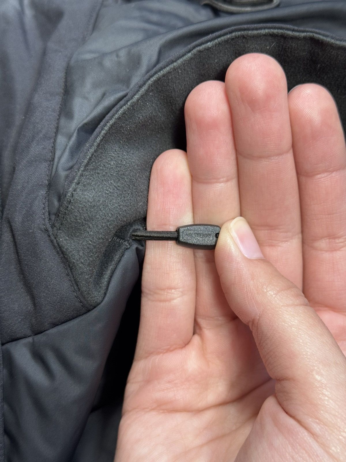 Arc'teryx Arc'teryx Windstopper Insulated Jacket — Black Size US S / EU 44-46 / 1 - 7 Thumbnail