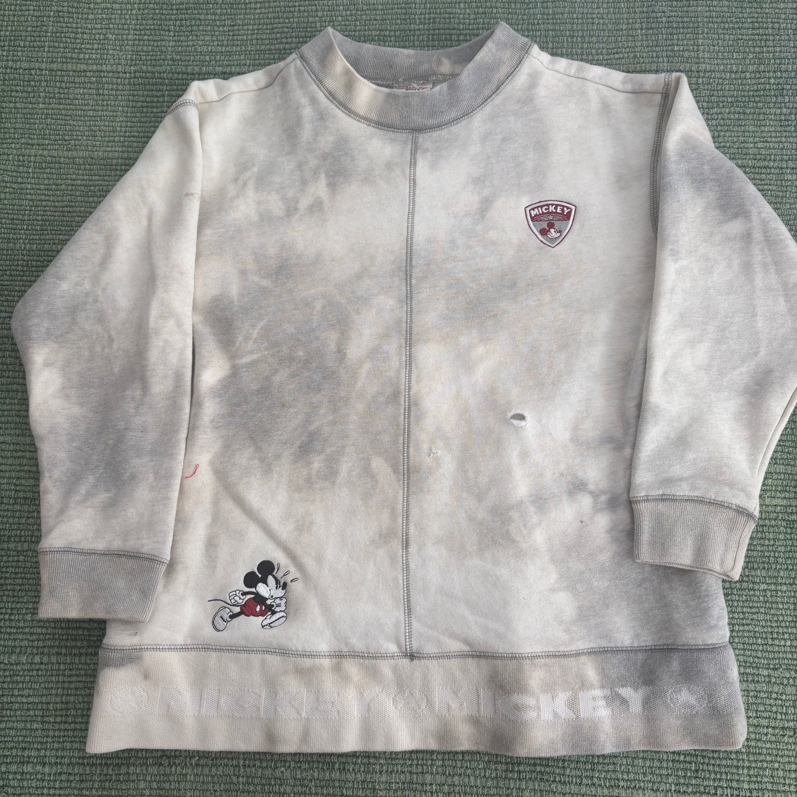Disney × Vintage Vintage embroidered thrashed mickey mouse grunge sweatshirt Size US M / EU 48-50 / 2 - 1 Thumbnail