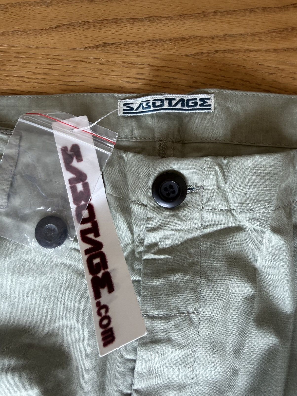 Walter Van Beirendonck NOS Early 90‘s Sabotage - Velcro Cropped pants Size US 35 - 17 Thumbnail