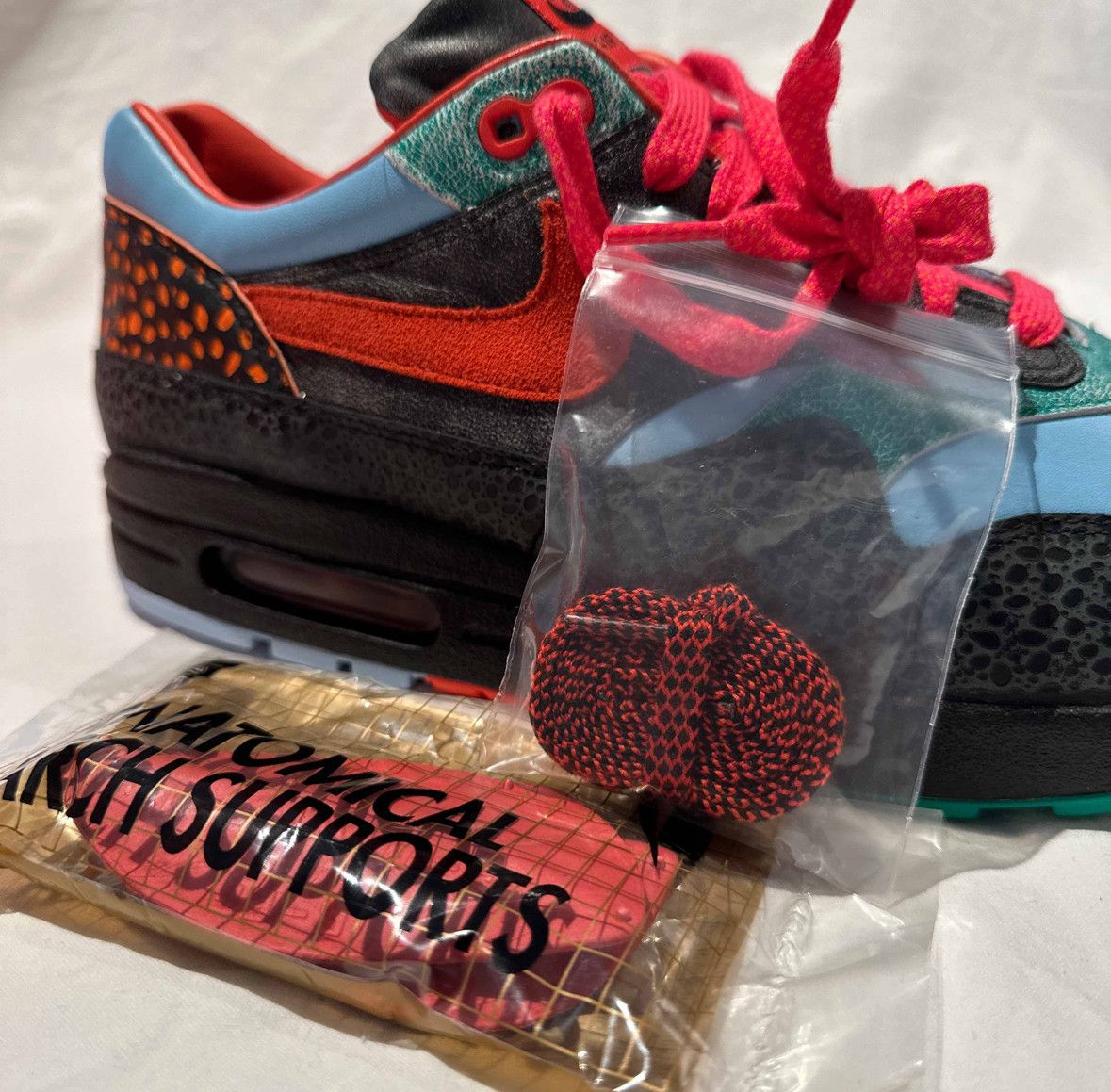 Nike × Supreme BRAND NEW *RARE* NIKE AIR MAX 1 SUPREME "TECH-PACK 1" SZ 11 Size US 11 / EU 44 - 2 Thumbnail