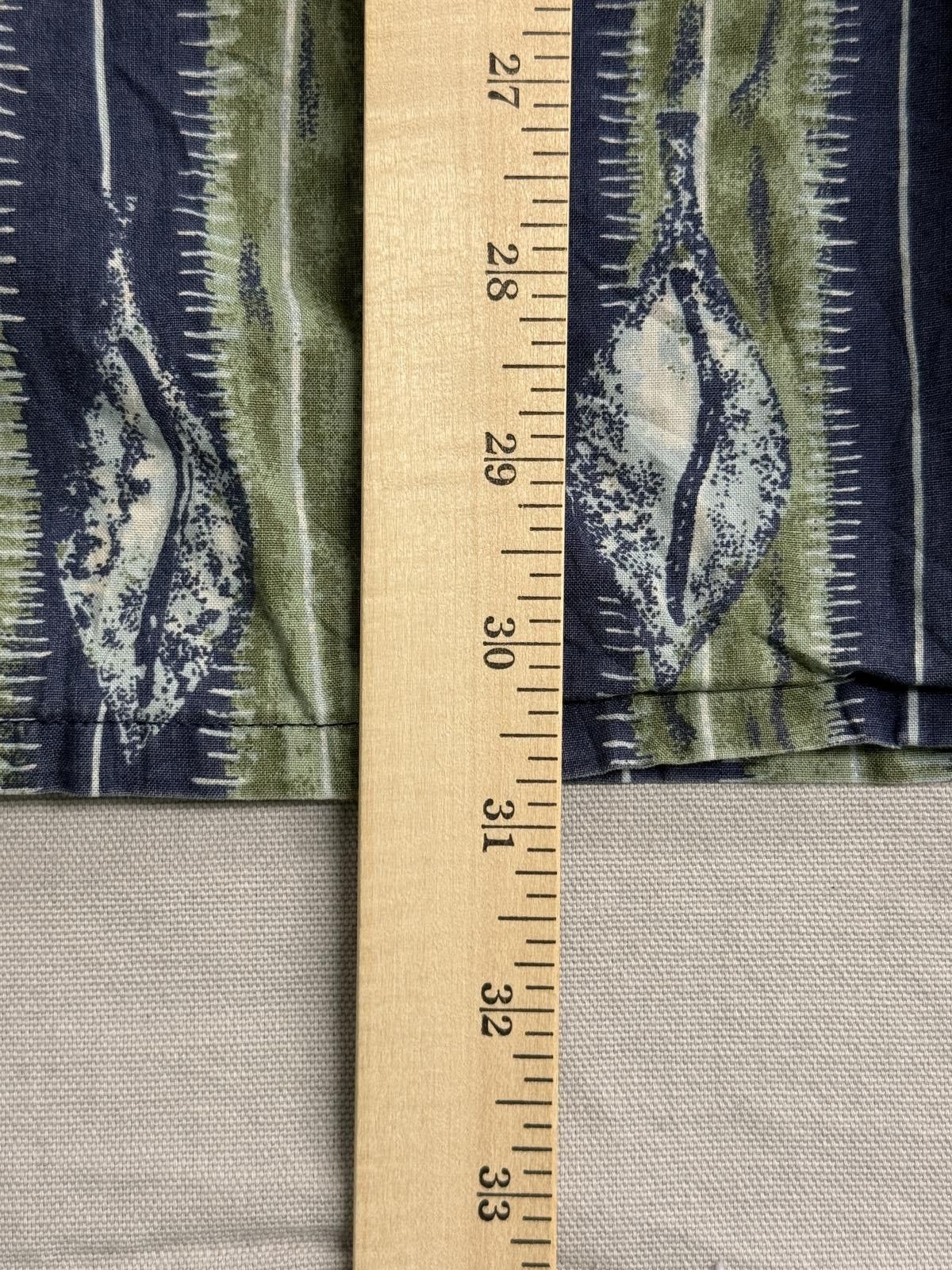 Woolrich Woolen Mills Vintage Woolrich Vertical Conch Shell - Made in Hawaii Shirt Size US L / EU 52-54 / 3 - 6 Thumbnail