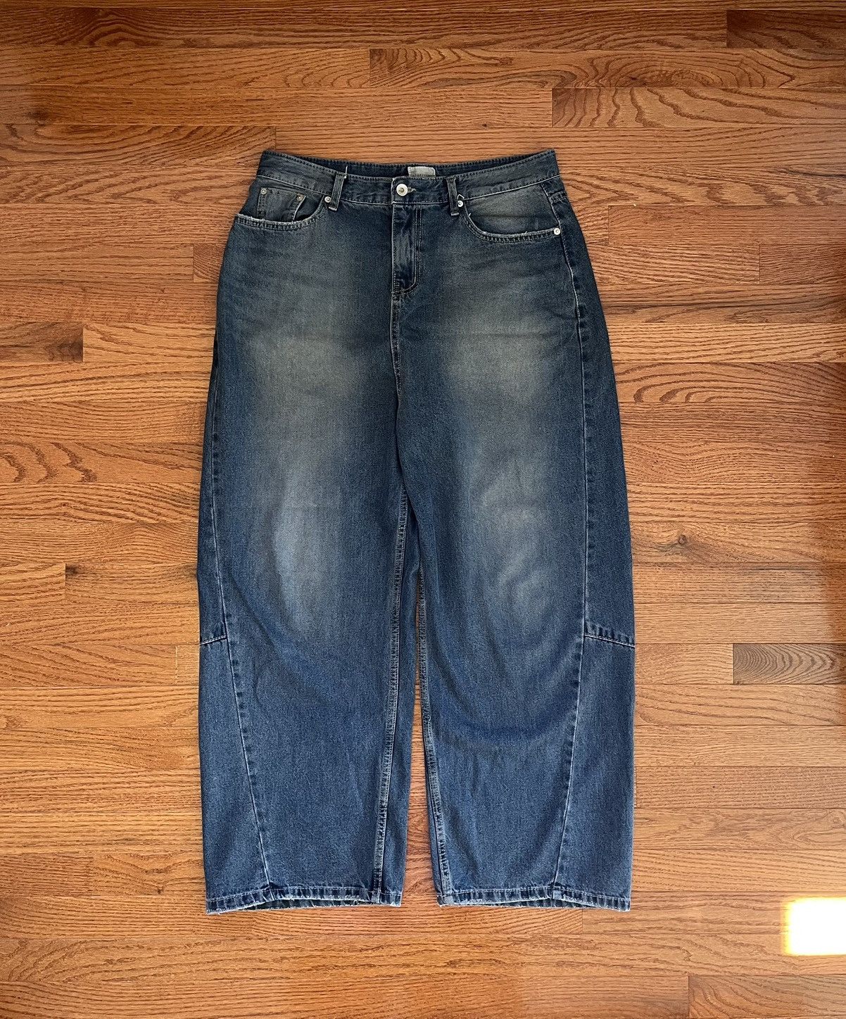 Estudio Niksen Outseam Dart Denim