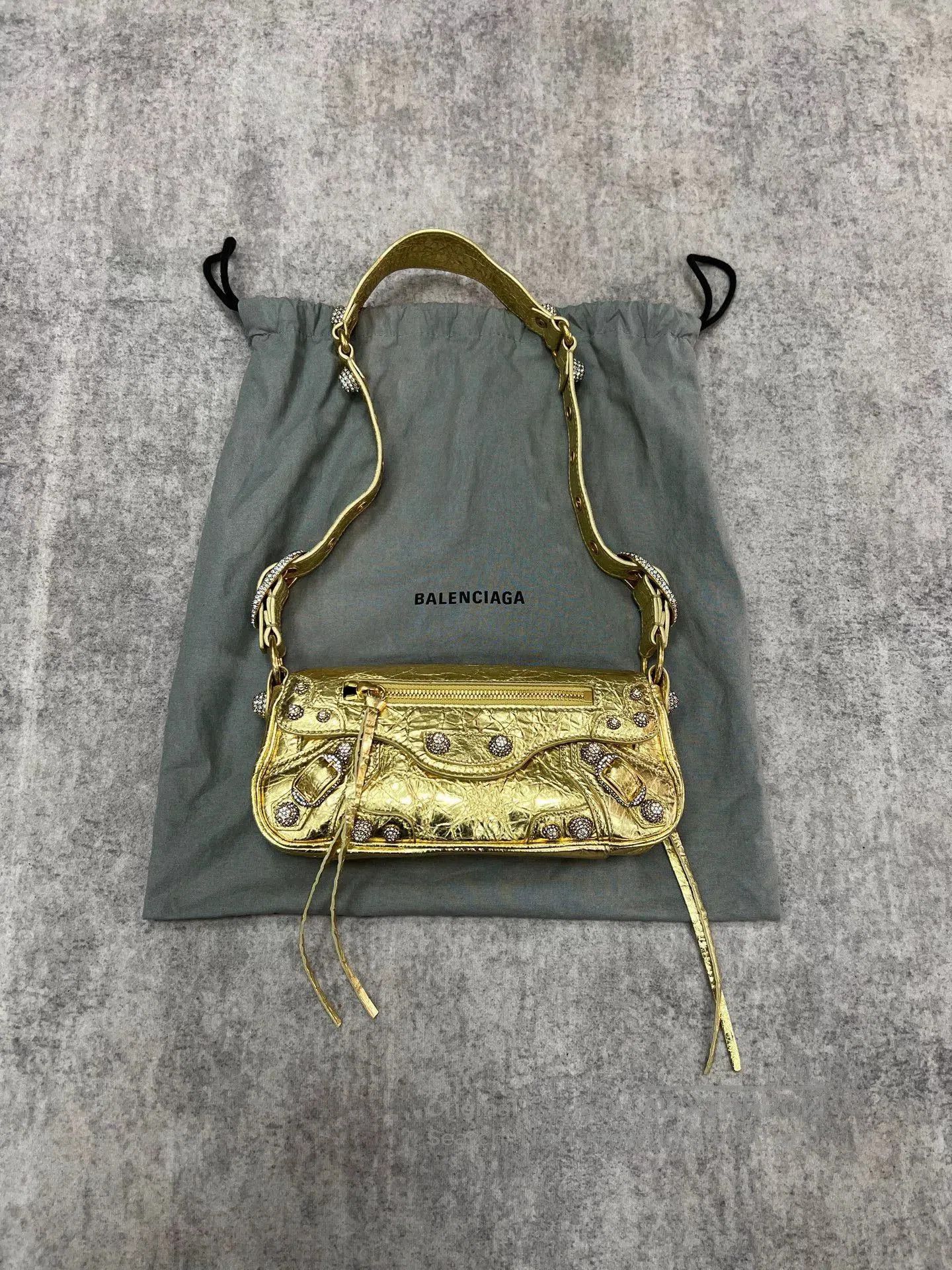 Balenciaga Balenciaga Gold Crystal Lecagole Bag. Size ONE SIZE - 1 Thumbnail
