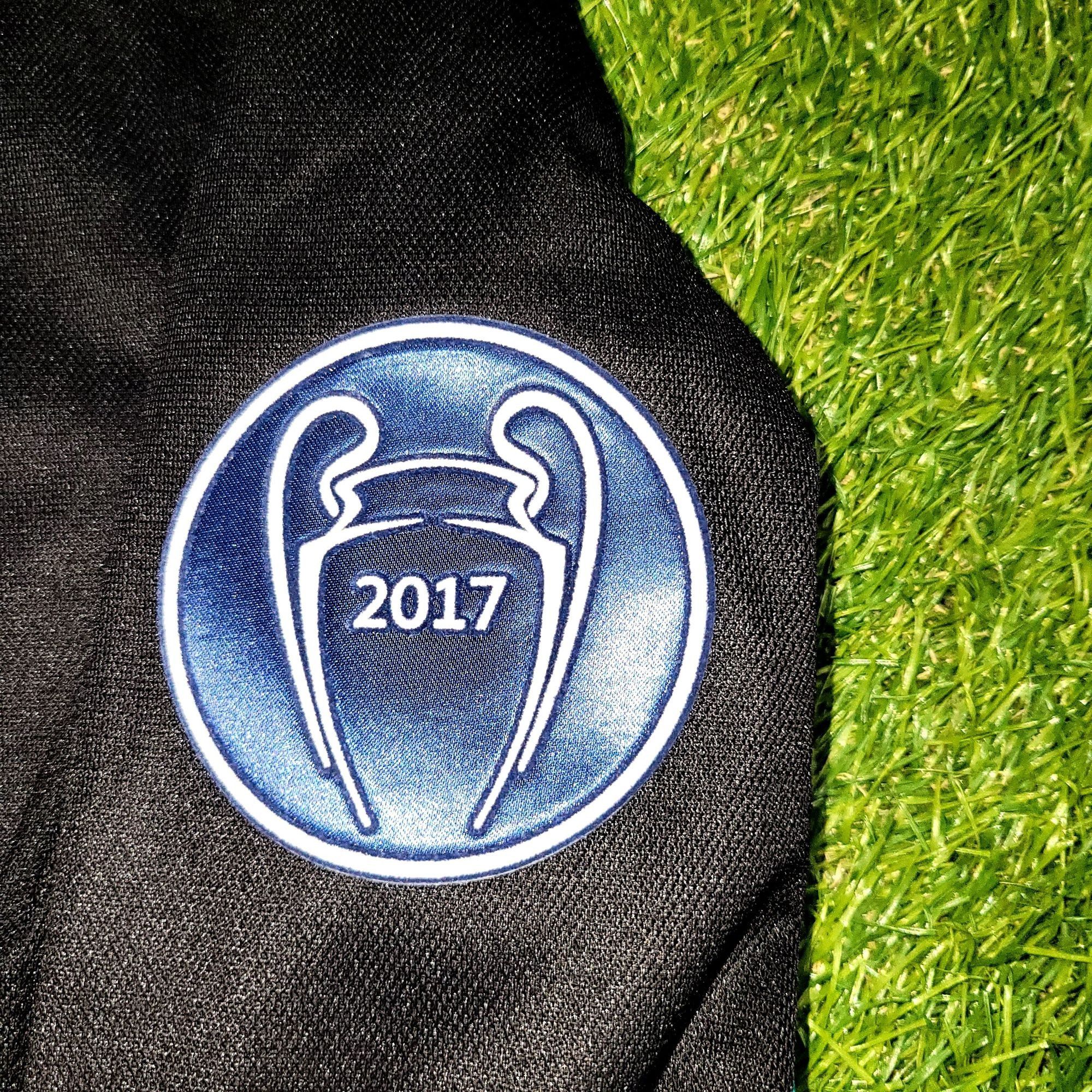 Adidas Ronaldo Real Madrid 2017 2018 Away Soccer Jersey M Size US M / EU 48-50 / 2 - 6 Thumbnail