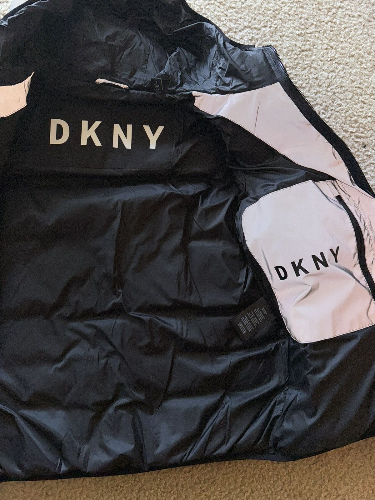 DKNY REFLECTIVE DKNY JACKET PUFFER Size US S / EU 44-46 / 1 - 6 Thumbnail