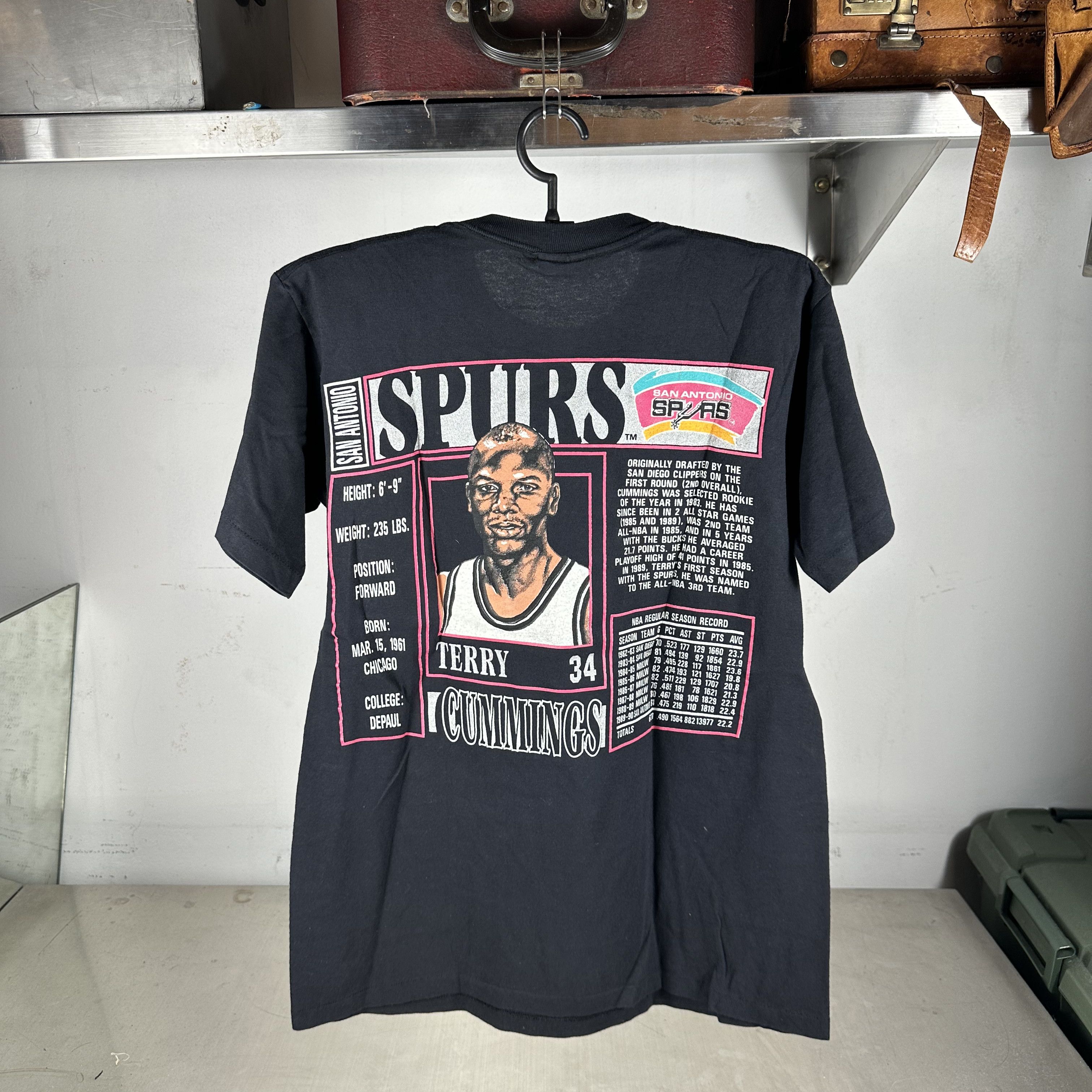 Vintage 90s Terry Cummings San Antonio Spurs NBA Nutmeg T-Shirt Size US L / EU 52-54 / 3 - 3 Thumbnail