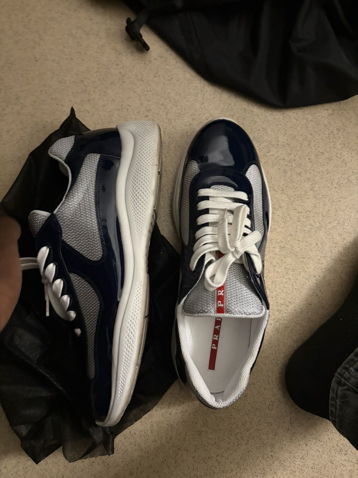 Prada Prada américain cup Size US 7.5 / EU 40-41 - 2 Thumbnail