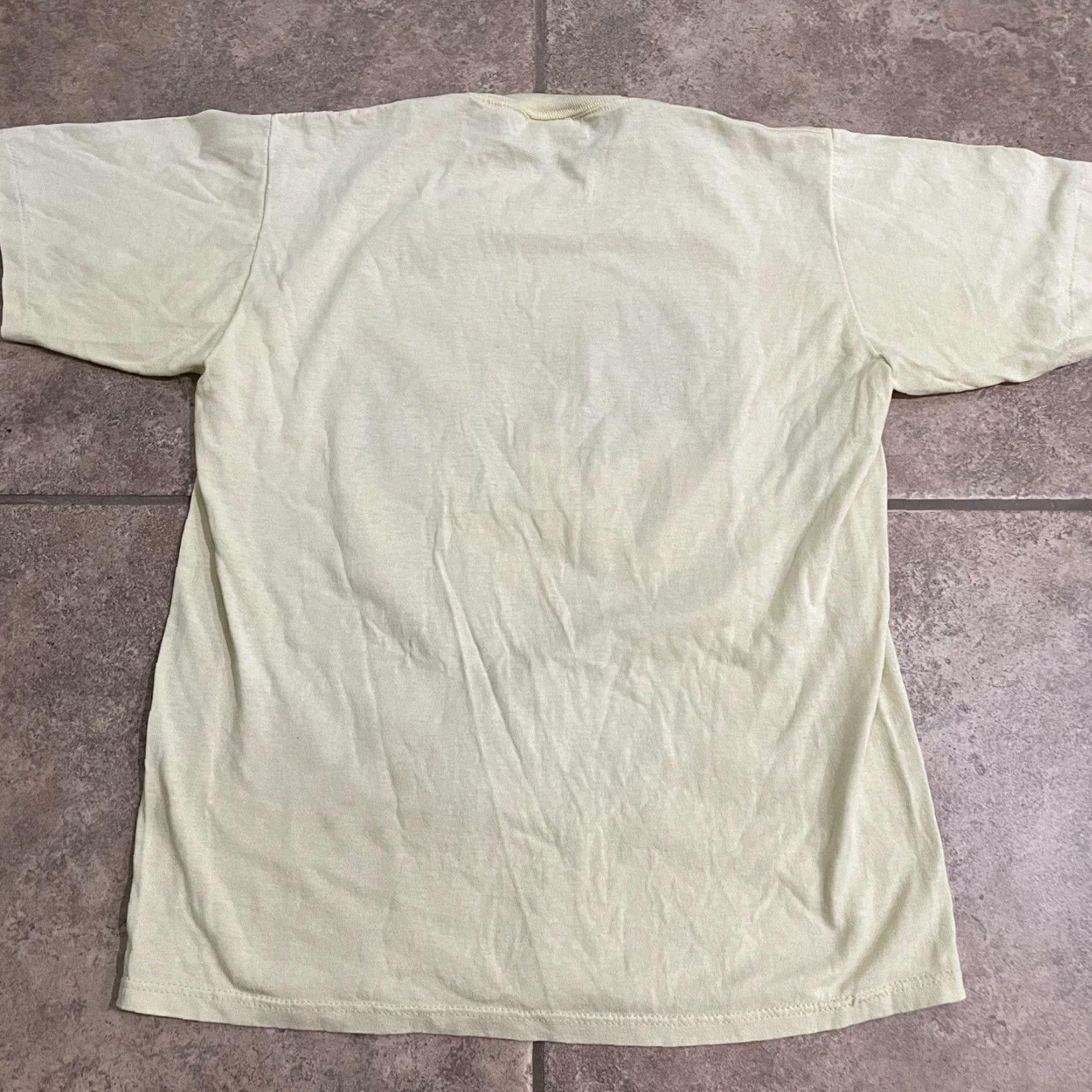 Vintage VINTAGE Sunbelt T-Shirt Mens Size L White Yellow USA Stitch Single Stitch Sunbelt USA 90s (if applicable) Size US L / EU 52-54 / 3 - 5 Thumbnail