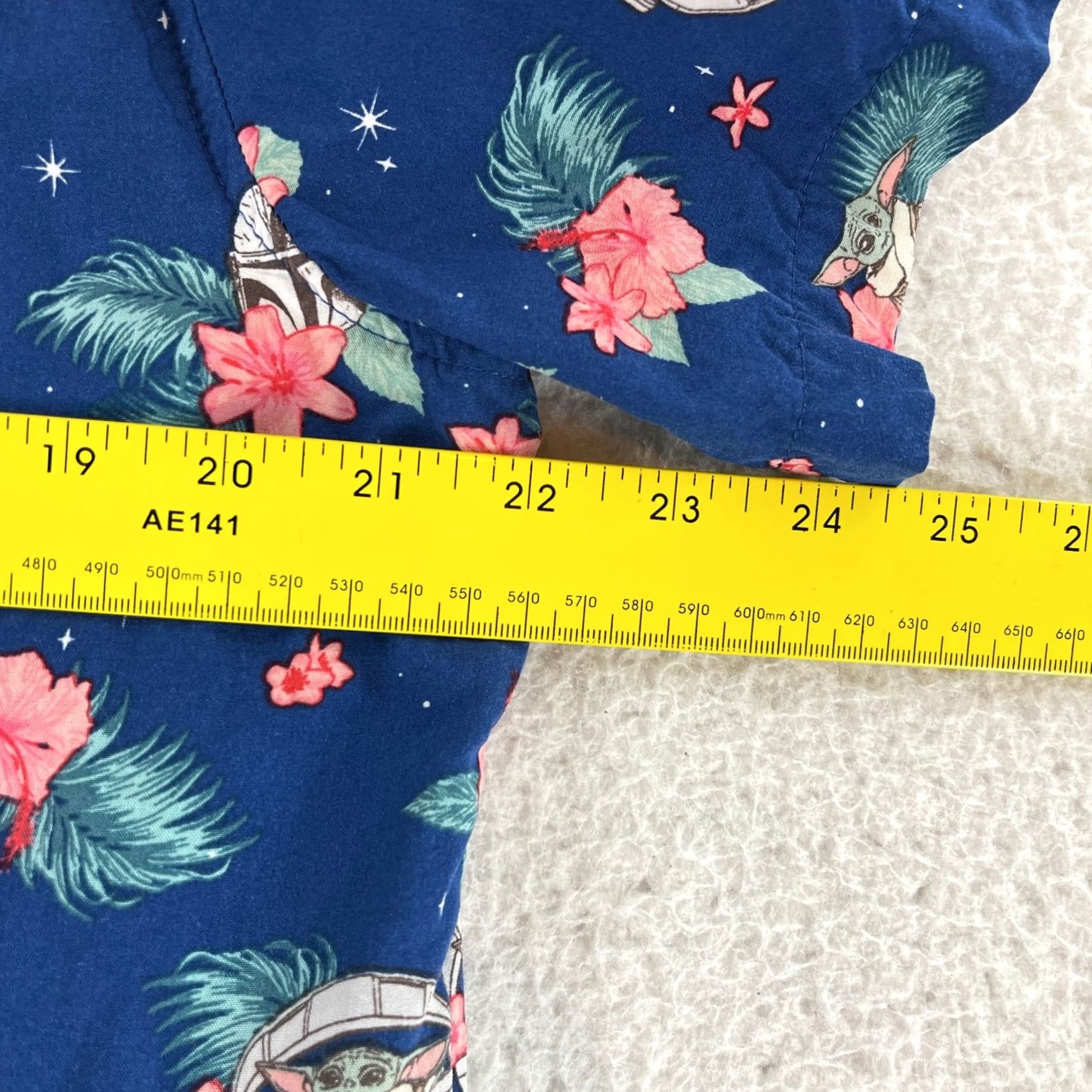 Star Wars Star Wars x Our Universe Button-Up Shirt Mens Large Blue Grogu Hawaiian Casual Size US L / EU 52-54 / 3 - 5 Thumbnail