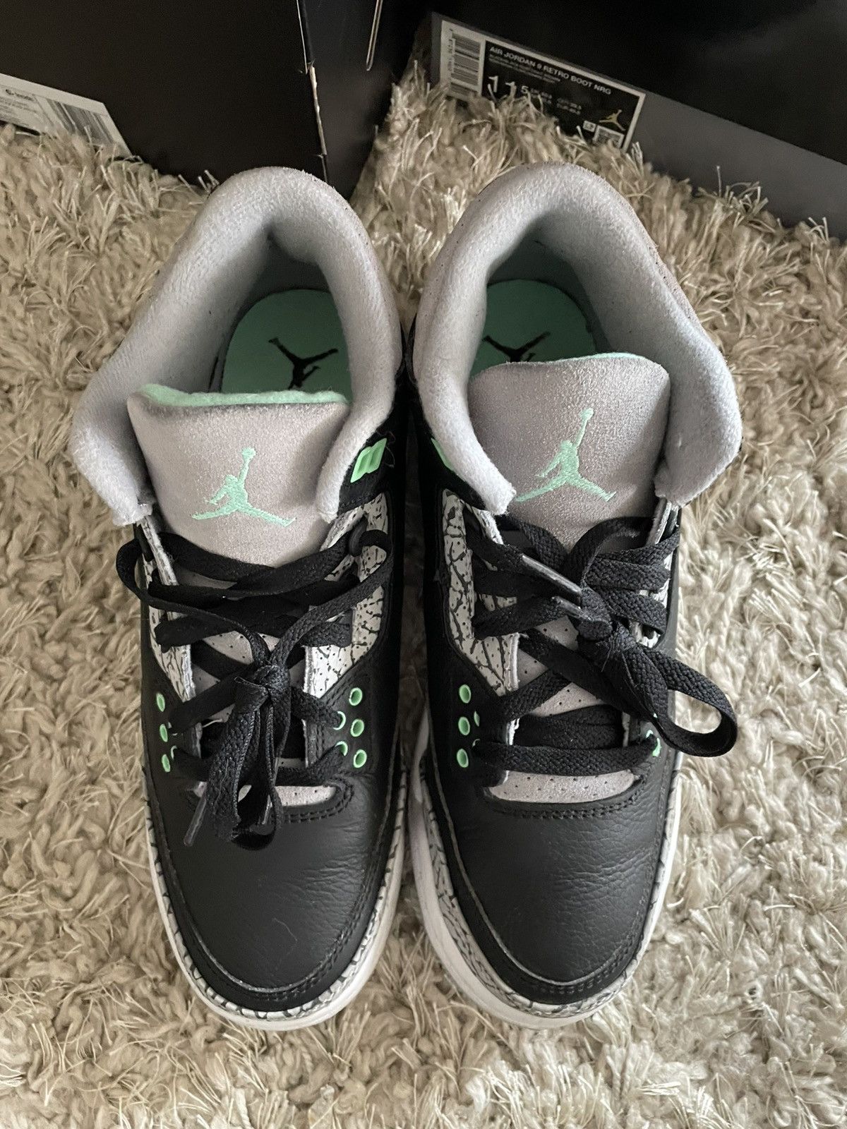 Jordan Brand Jordan 3 Green Glow Size US 7 / EU 40 - 5 Thumbnail