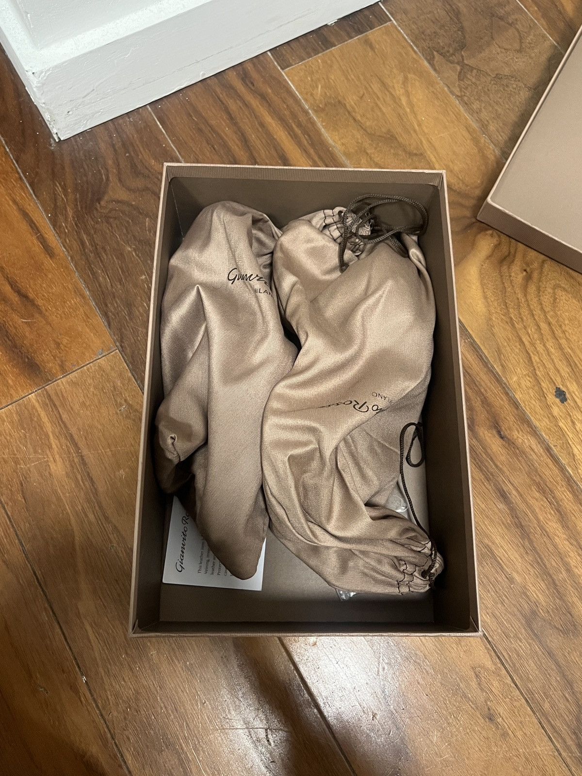 Gianvito Rossi Leather Carey Heel Size US 7.5 / IT 37.5 - 6 Thumbnail