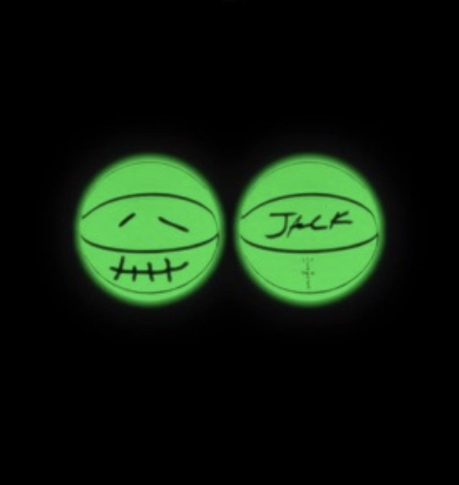 Jordan Brand × Travis Scott CJ Smiley Glow in the Dark Basketball Size ONE SIZE - 2 Thumbnail