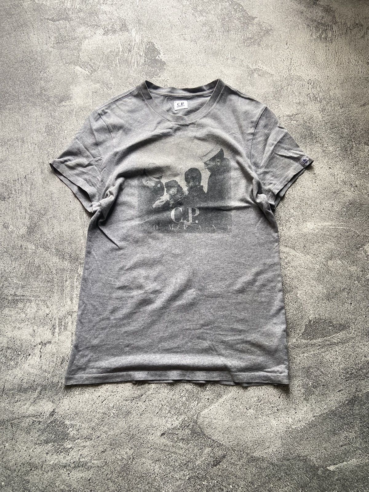 C.P COMPANY GRAPHIC TEE