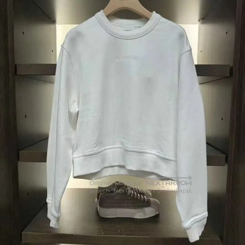 Burberry Burberry Spring Autumn White Logo Cropped Sweatshirt. Size M / US 6-8 / IT 42-44 - 3 Thumbnail