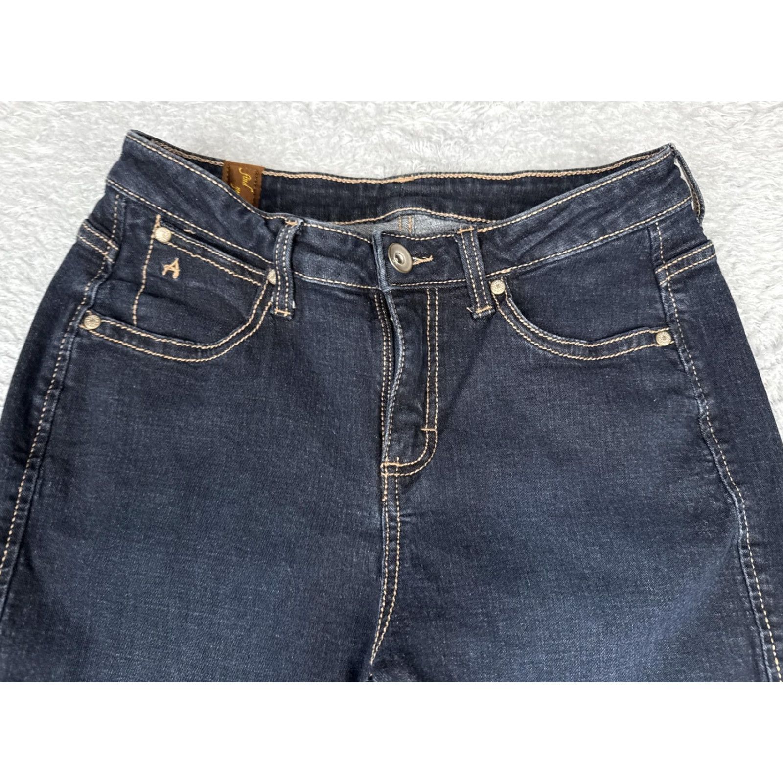 Wrangler Aura Wrangler Jeans Womens Bootcut Denim 28x30 Dark Wash Embroidered Pockets Stretch Jeans 90s Southwestern Mens? Size 28" / US 6 / IT 42 - 4 Thumbnail