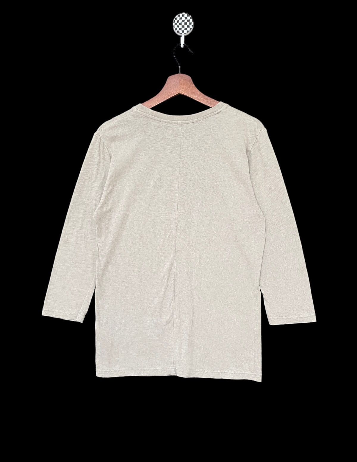 Japanese Brand × Uniqlo × Vintage Vintage Japanese Brand Uniqlo Undercover T-shirt 2000s Size US M / EU 48-50 / 2 - 2 Thumbnail