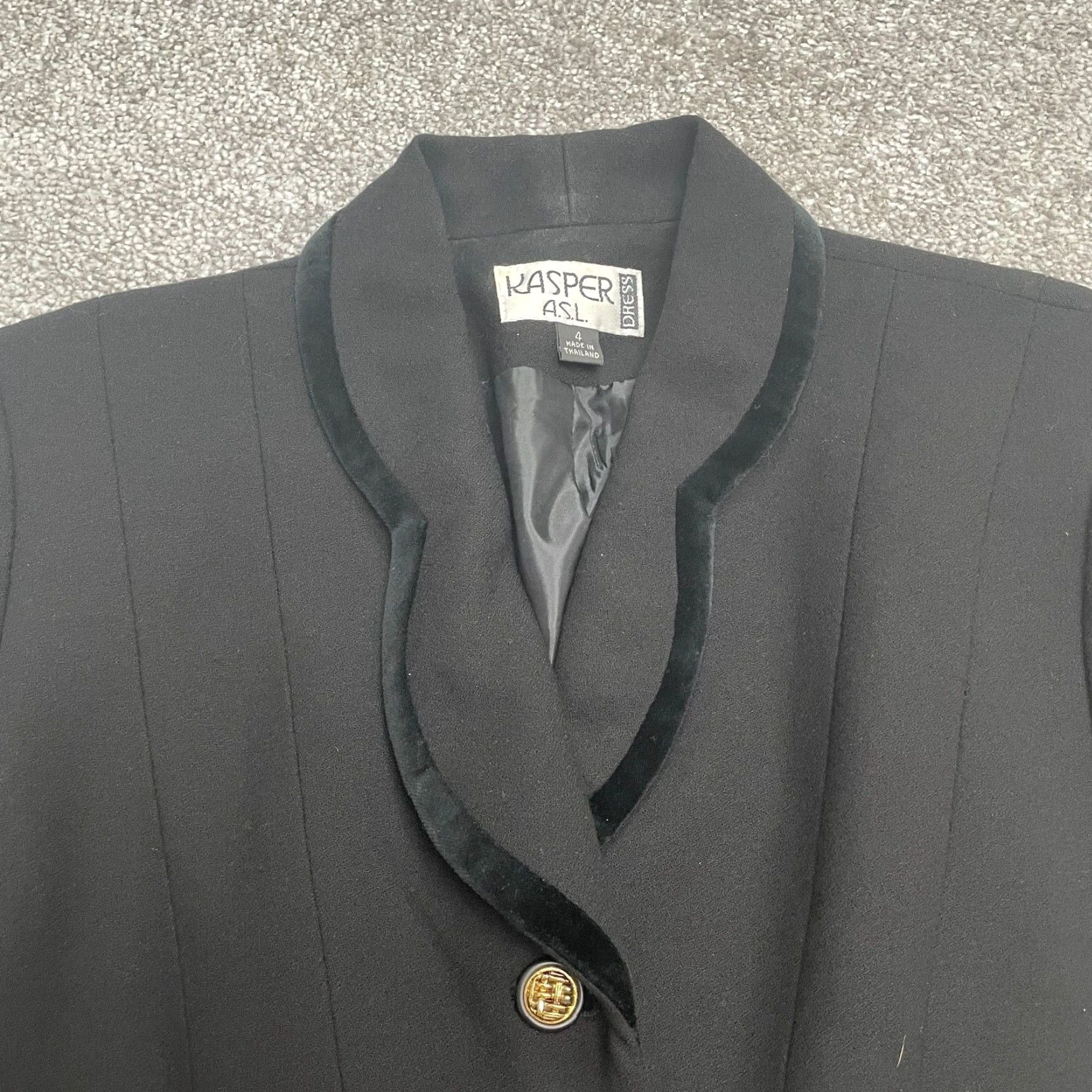Kasper VINTAGE Kasper Blazer Jacket Womens 4 Black Single Breasted 3 Button Lined Work Size S / US 4 / IT 40 - 3 Thumbnail