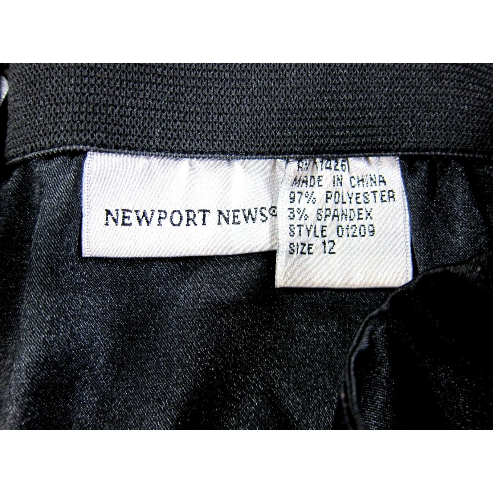 Vintage VINTAGE Newport News Dress Shirt Womens 12 Black Tank Ruched Classic Silky Midi 90s Style Party Cocktail Size XL / US 12-14 / IT 48-50 - 3 Thumbnail