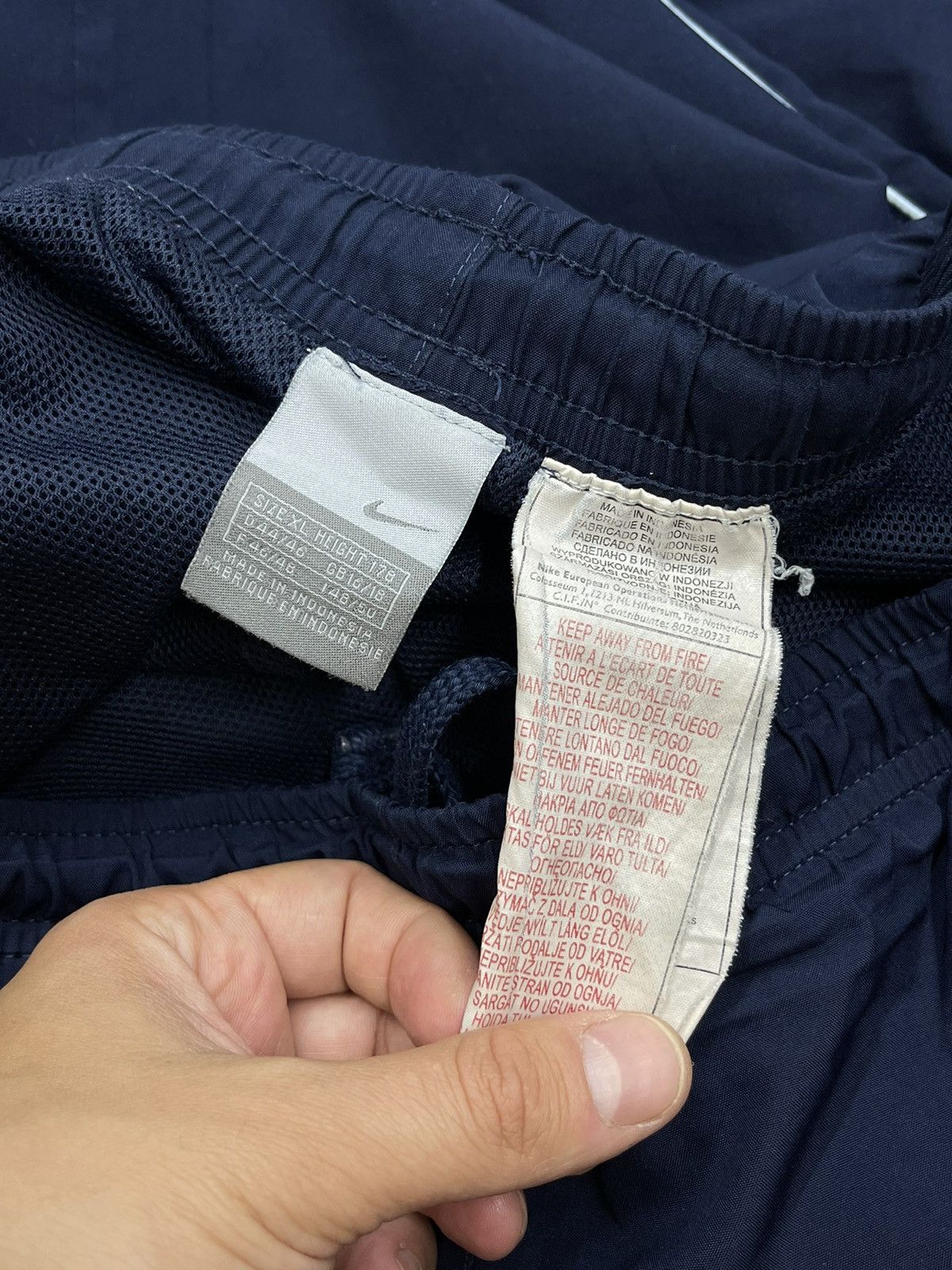 Nike × Nike ACG × Vintage Vintage Nike Nylon Sweatpants Navy Drill Y2K ACG TN Size US 36 / EU 52 - 10 Thumbnail