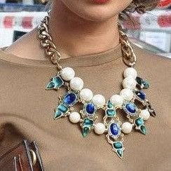 Other Chunky statement necklace w/pearls, green & blue rhinestones Size ONE SIZE - 2 Thumbnail