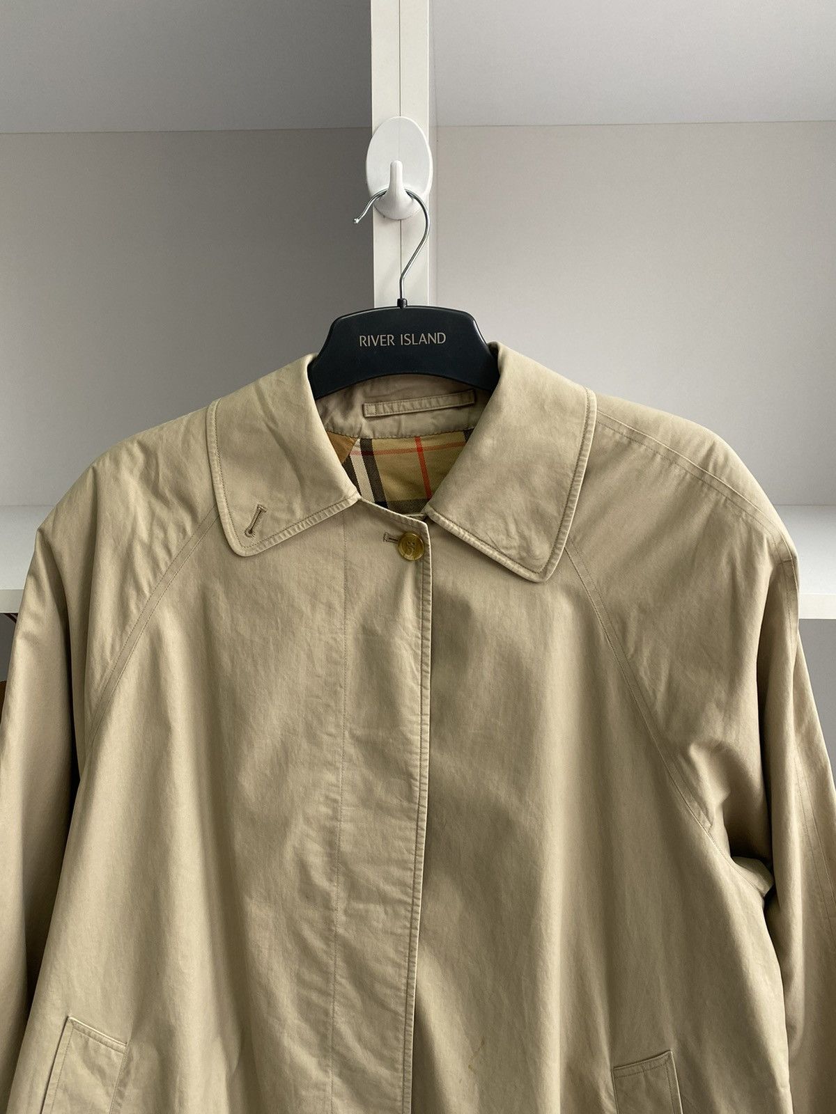 Burberry × Vintage Vintage Burberry Nova Check Beige Coat Size US S / EU 44-46 / 1 - 5 Thumbnail