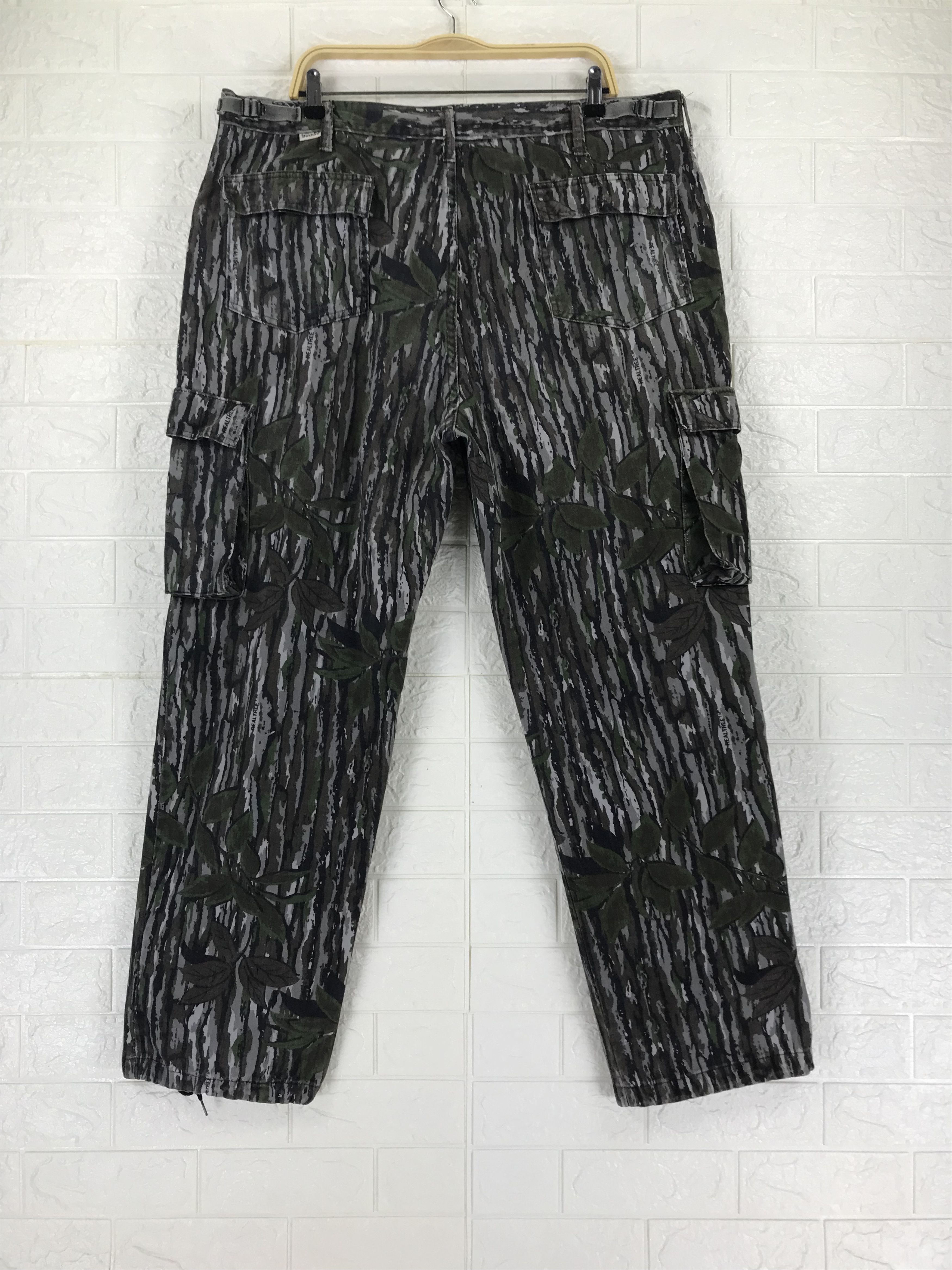 Vintage Duxbak Realtree Camo Multipocket Cargo Pants