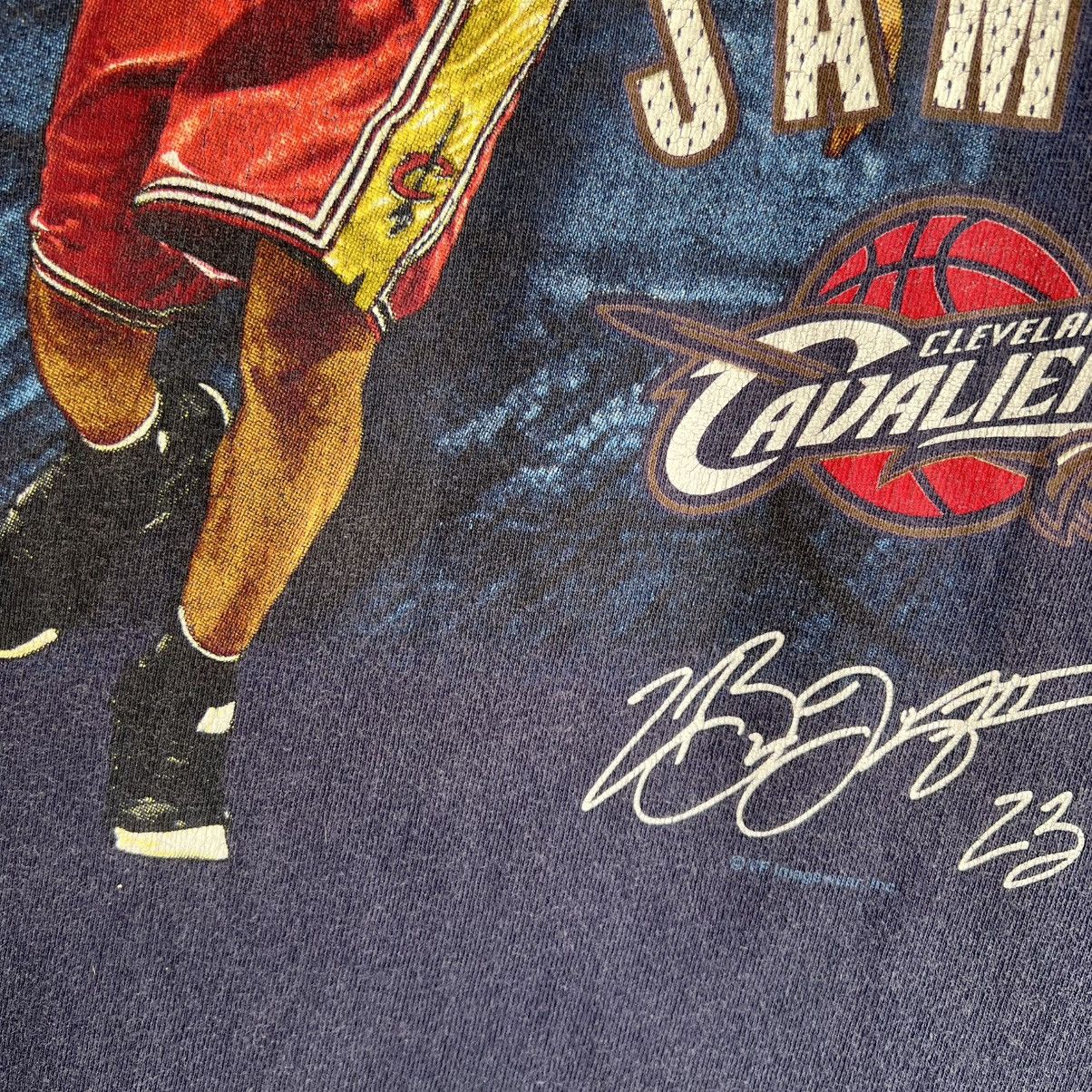 NBA VTG ‘00s Lebron James Cleveland Cavalier Rookie Tee Shirt Size US XL / EU 56 / 4 - 6 Thumbnail