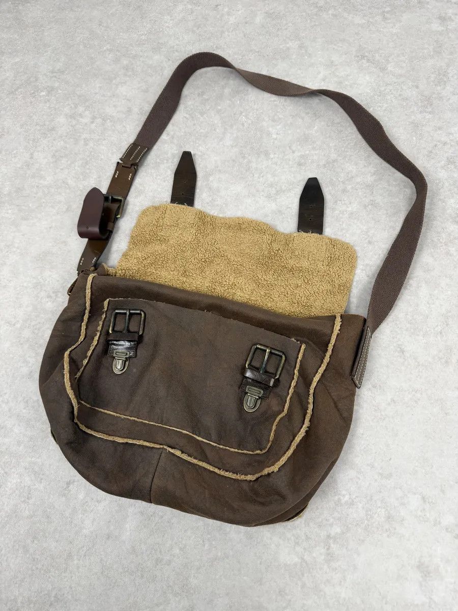 Dolce & Gabbana 2000s Dolce & Gabbana Brown Shearling Leather Shoulder Bag Size ONE SIZE - 5 Thumbnail