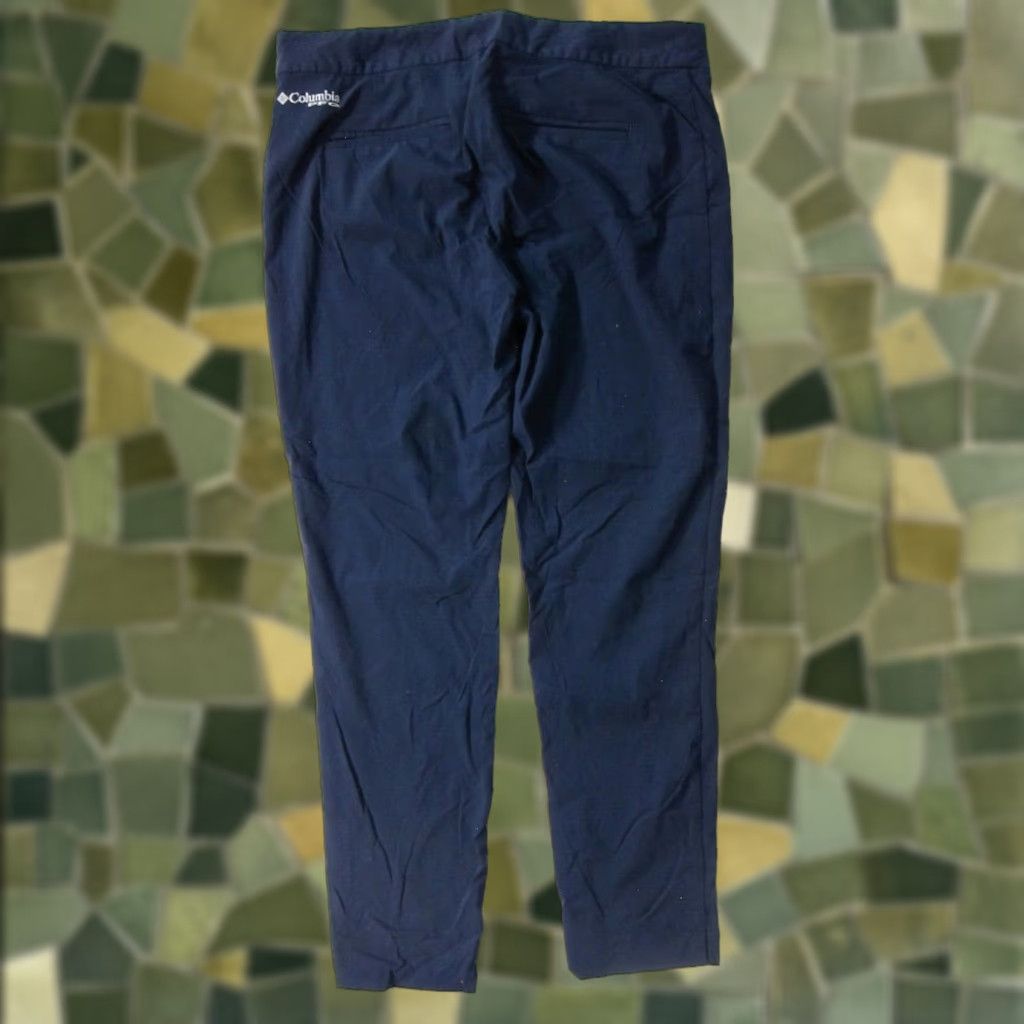 Vintage Columbia Navy Blue Stretch Lightweight Pocket Travel Active Slim Pant Women 6/38 Size 28" / US 6 / IT 42 - 1 Thumbnail